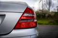 Mercedes-Benz E 240 Avantgarde Blijvend Youngtimer | Automaat | Leer | Gris - thumbnail 38