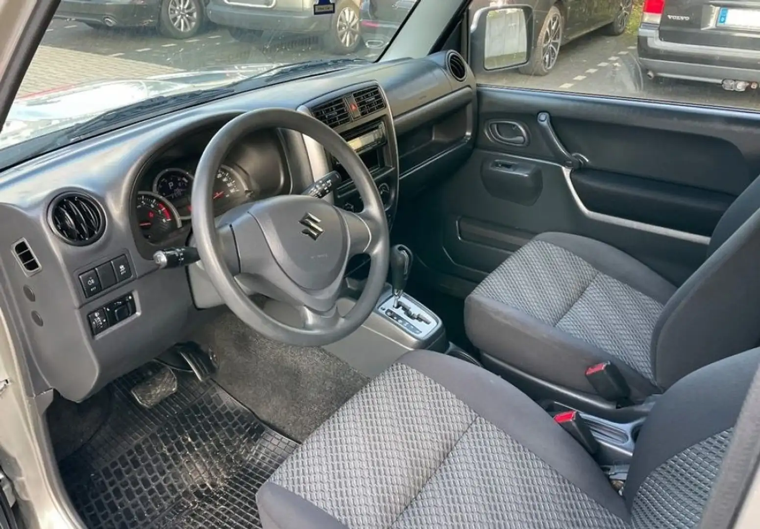 Suzuki Jimny 1.3 4WD A/T Argent - 1