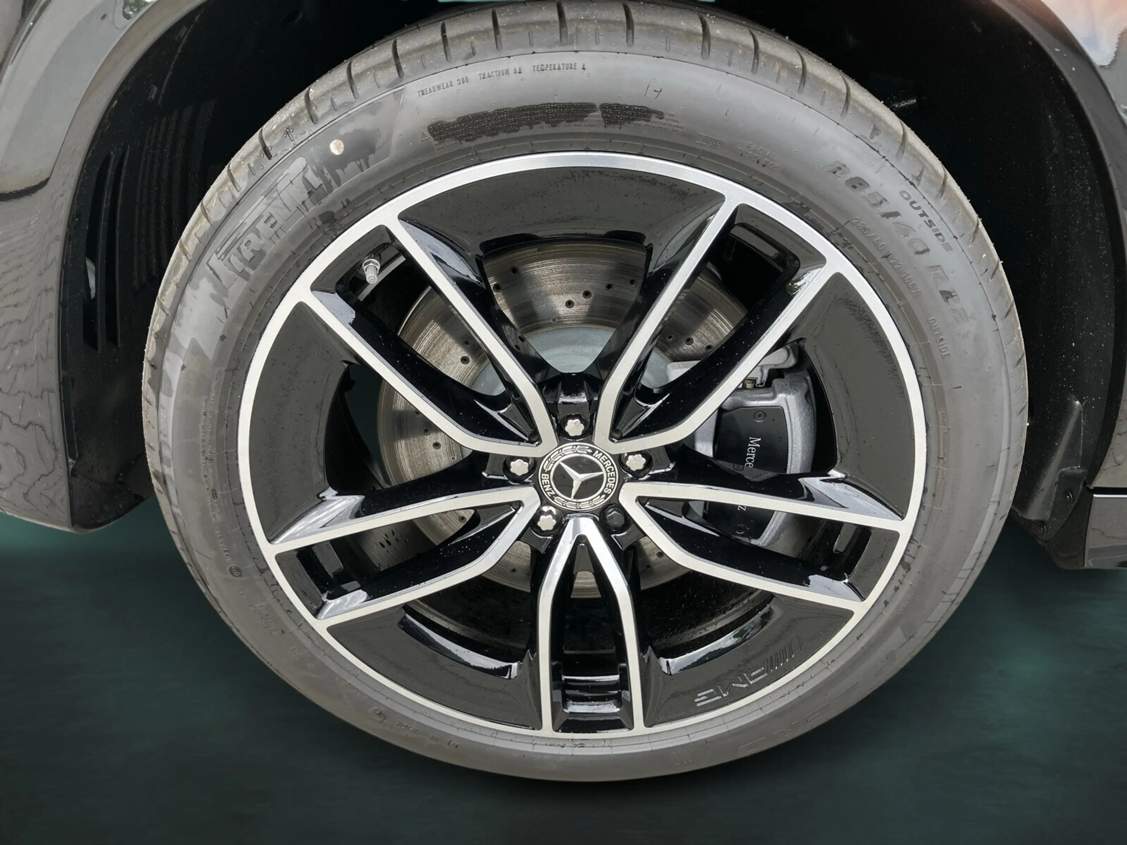 Mercedes-Benz GLE 450 GLE 450 d 4MATIC Coupé AMG+NIGHT+PANO+AHK+KEYLESS — photo 10