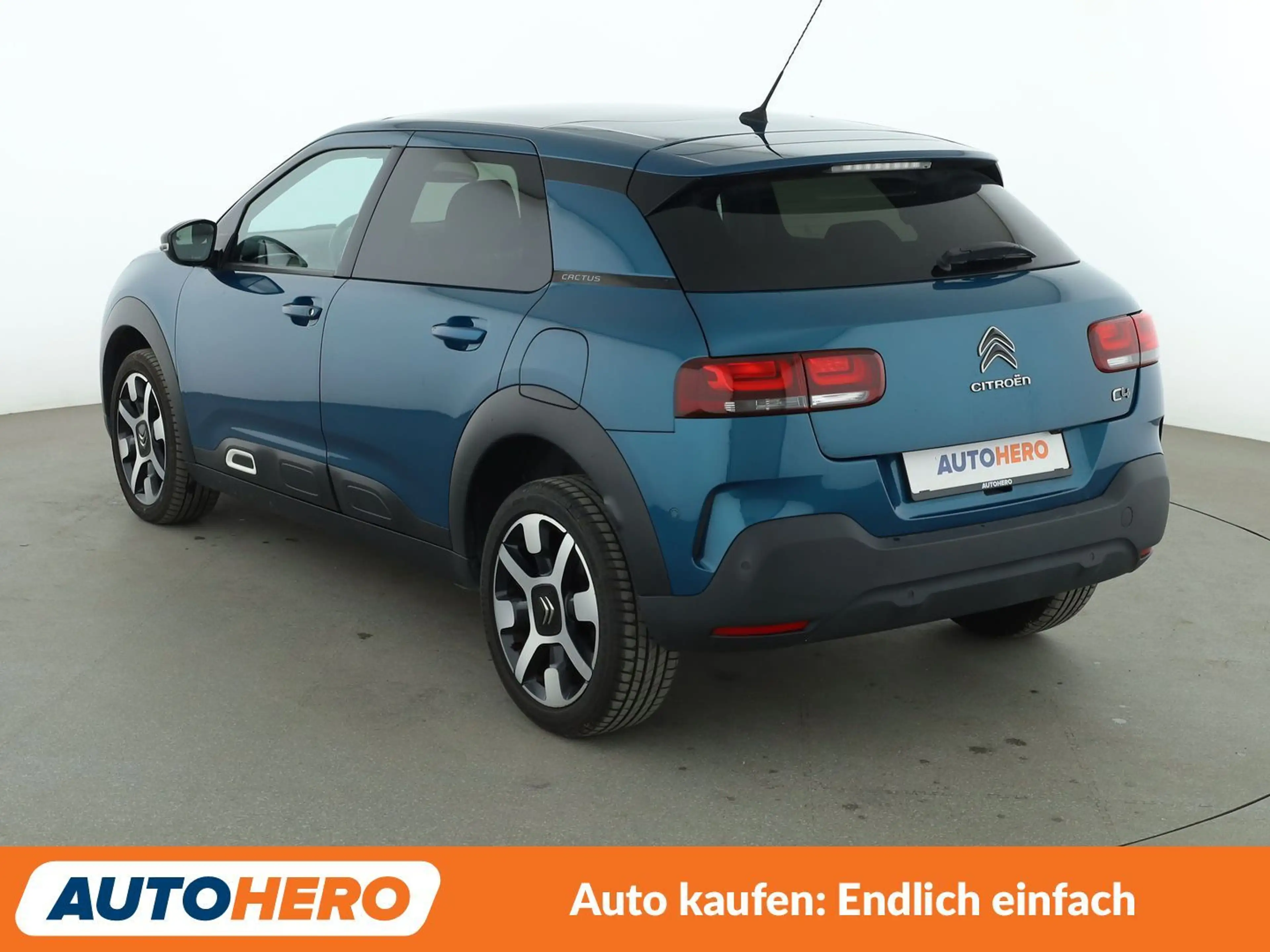 Citroen C4 Cactus 1.2 PureTech Shine *NAVI*CAM*TEMPO*ALU*KLIMA* — photo 4