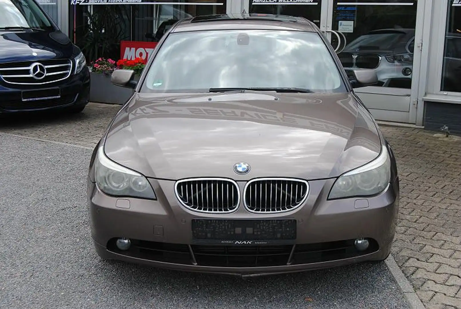 BMW 530 d A touring. Partikelfilter Defekt ! Серый - 2
