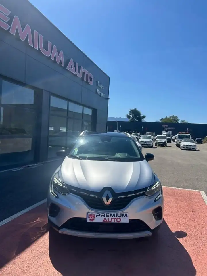 Renault Captur — photo 2