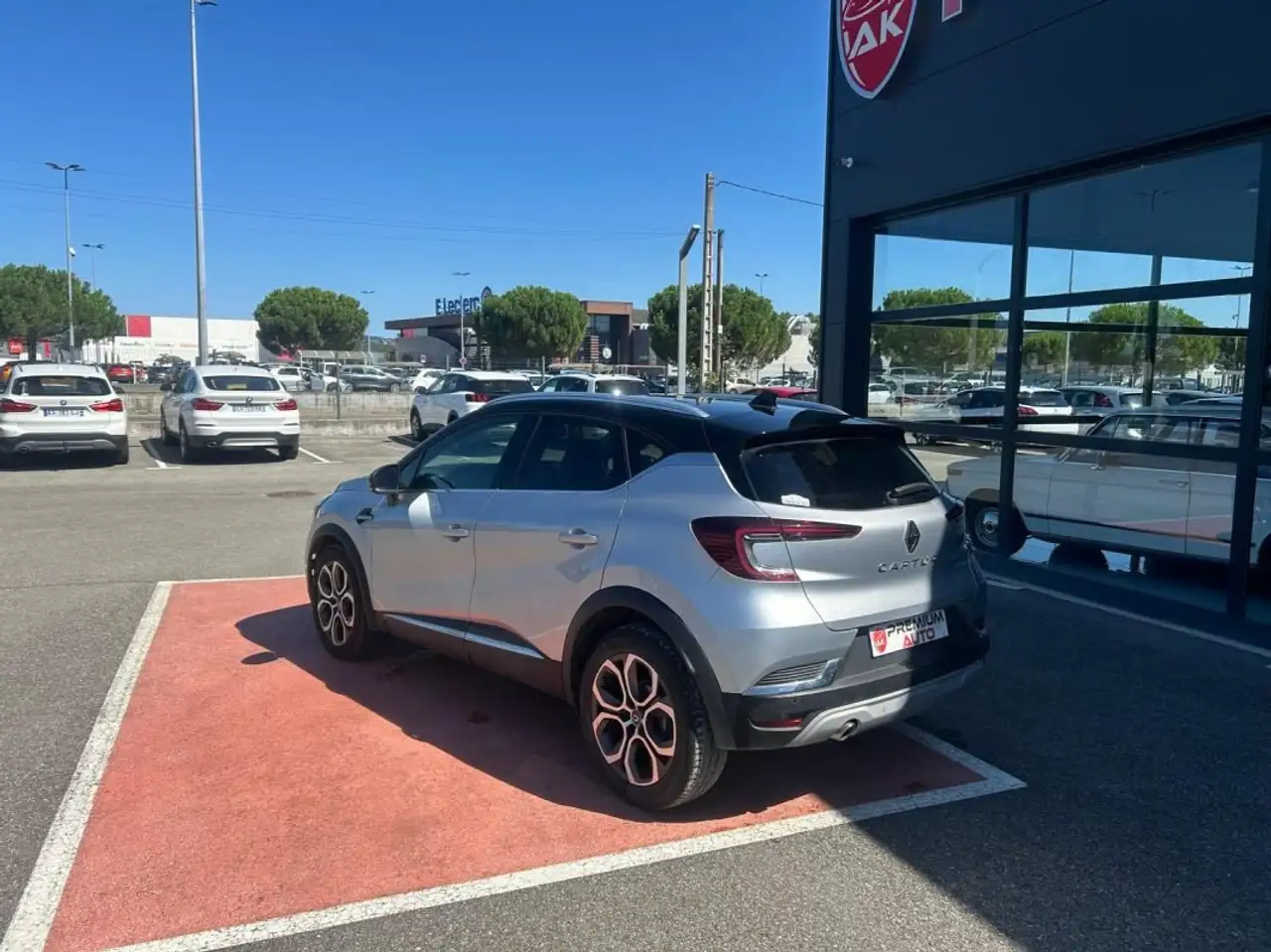 Renault Captur — photo 5