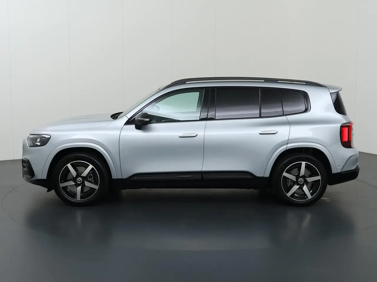 Mercedes-Benz GLB 2026