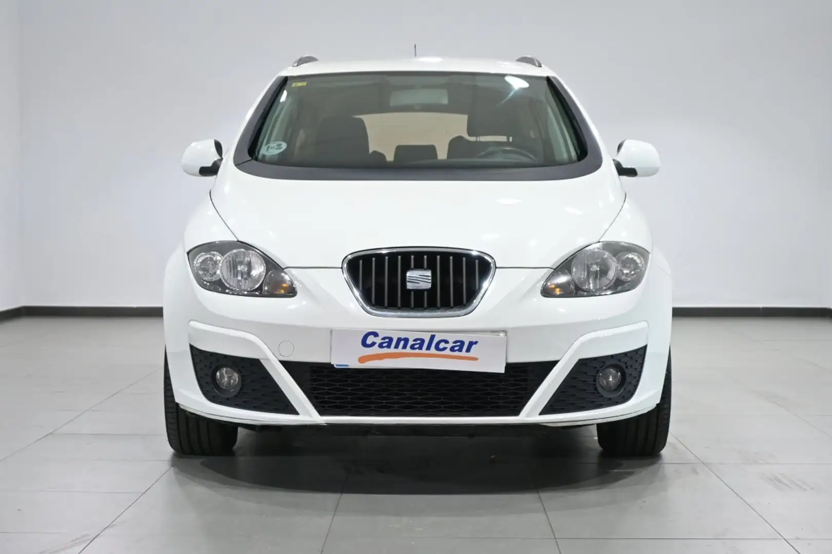 SEAT Altea XL 1.6TDI CR S&S Reference E-eco. Blanco - 2