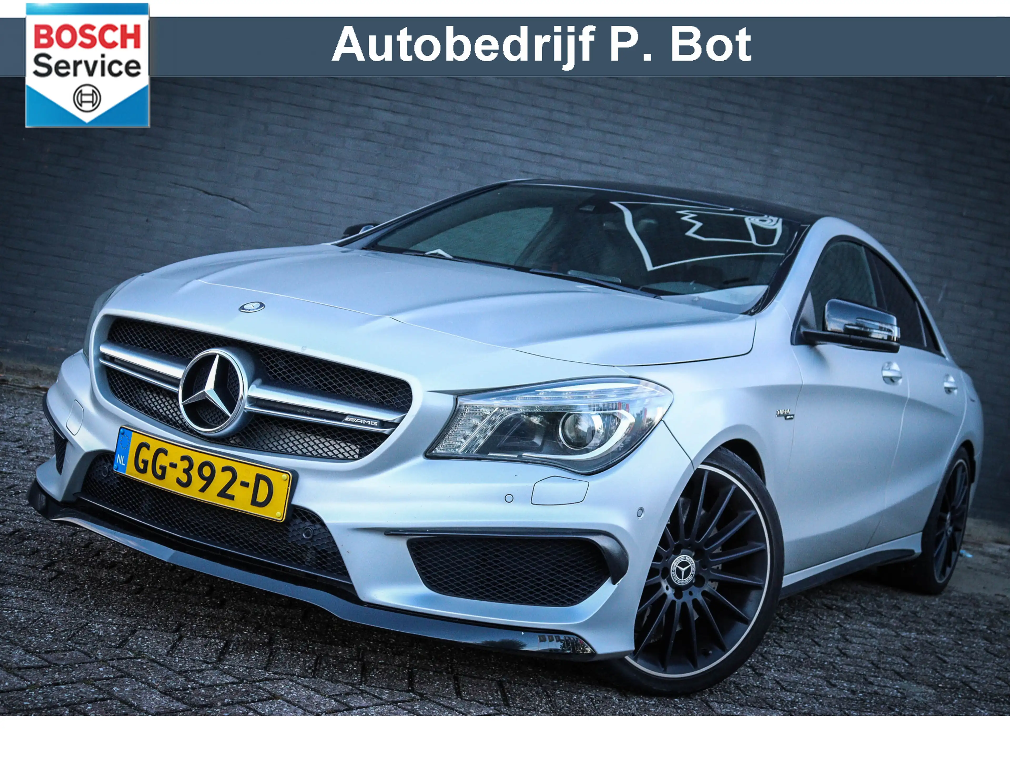 Mercedes-Benz CLA 45 AMG 4MATIC Mooie origin. Ned AMG