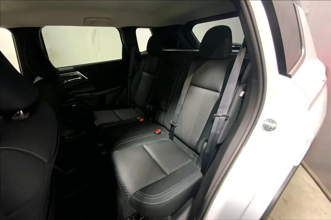 Mitsubishi Outlander снимка Mitsubishi Outlander