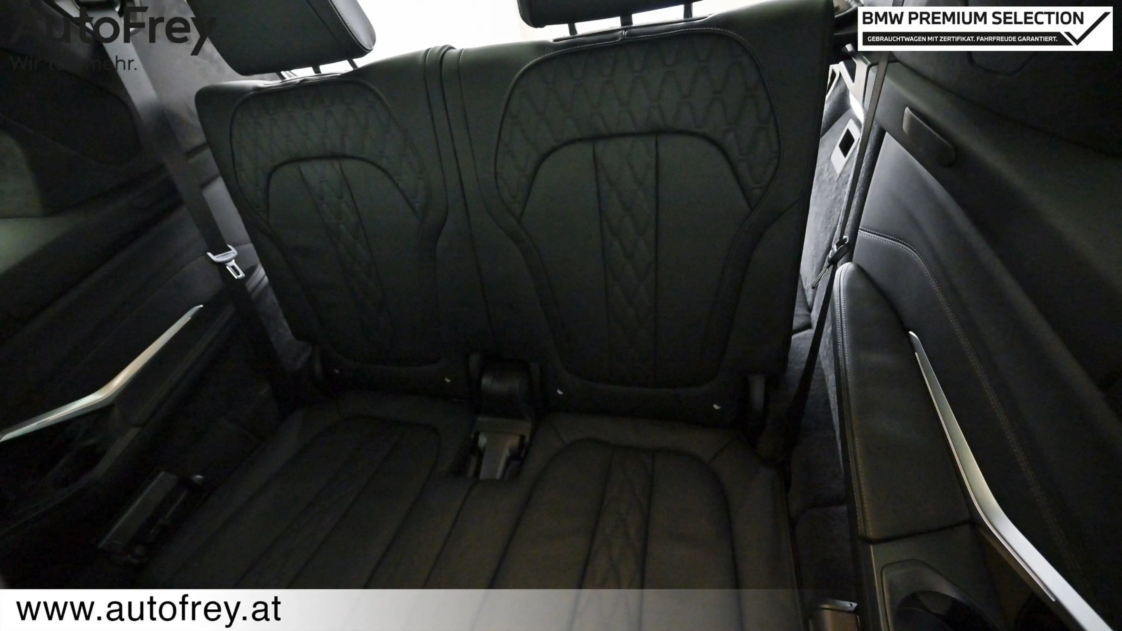 BMW X7 xDrive40d — photo 12