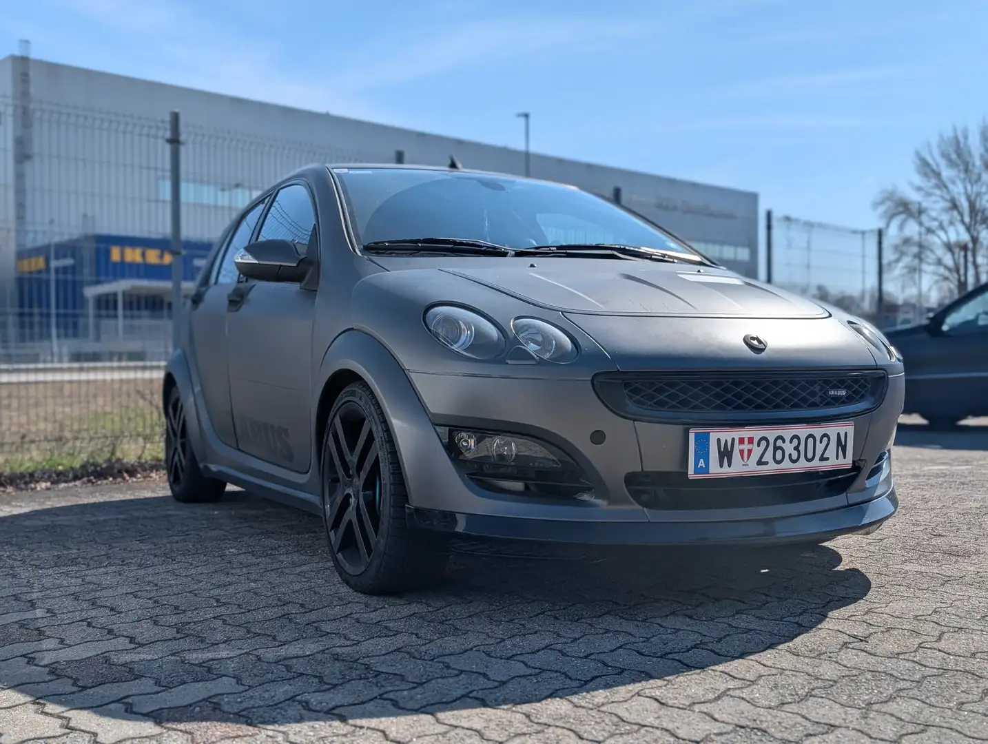 smart forFour Brabus Schwarz - 1
