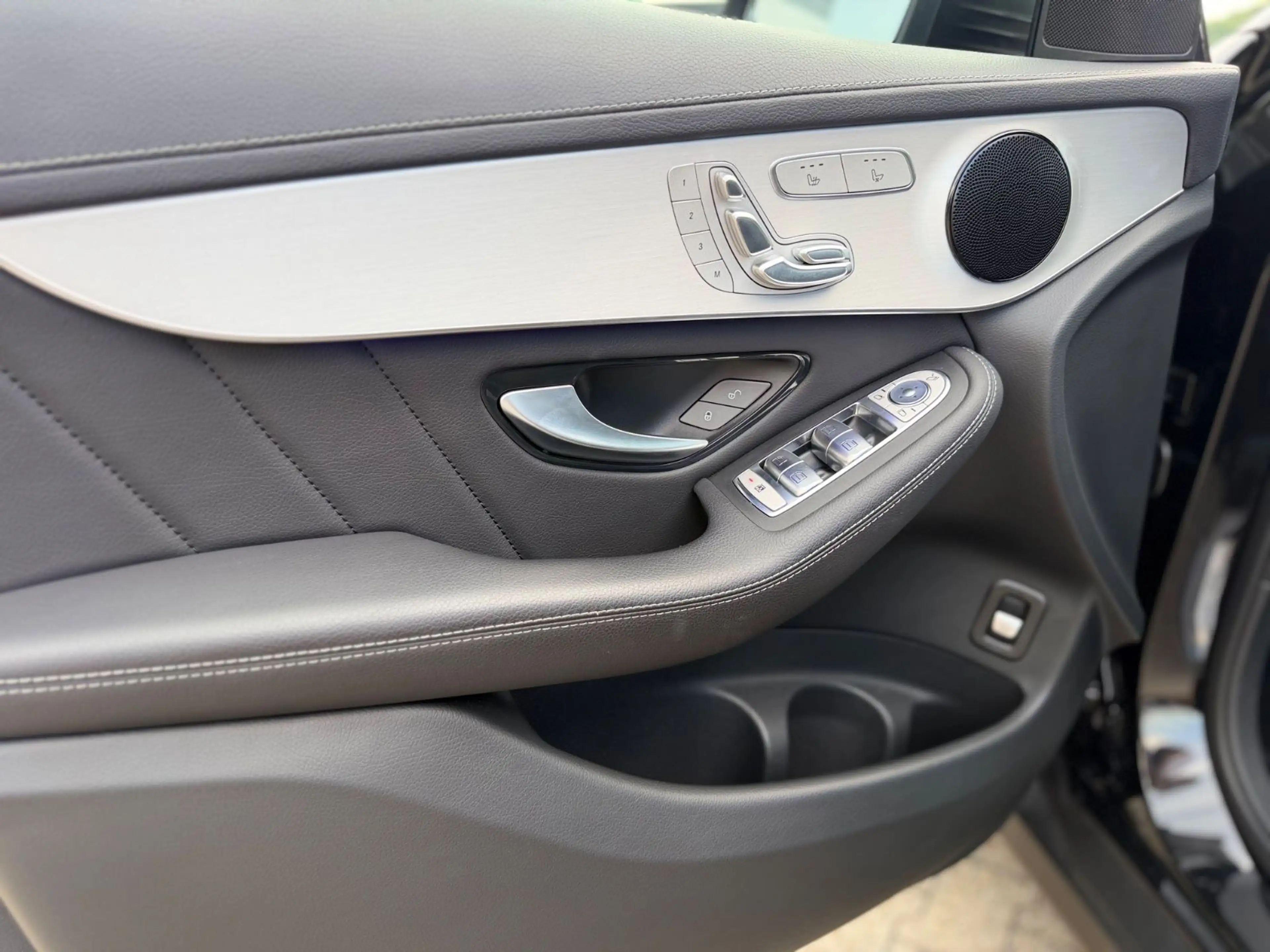 Mercedes-Benz GLC 43 AMG 4Matic — photo 13