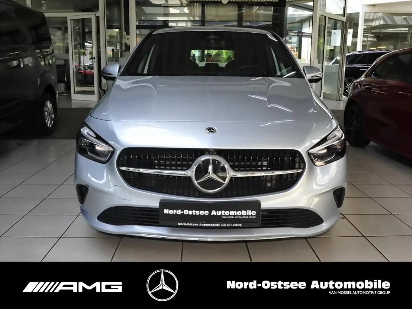 Mercedes-Benz B 200 d PROGRESSIVE ADV.+ 360 MULTI SHZ NAVI LED Zilver - 2