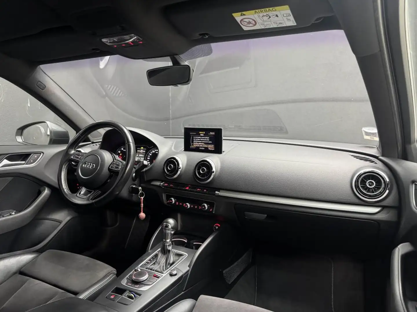 Audi A3 SPORTBACK 1.4 TFSI 150 CH S LINE Gris - 2