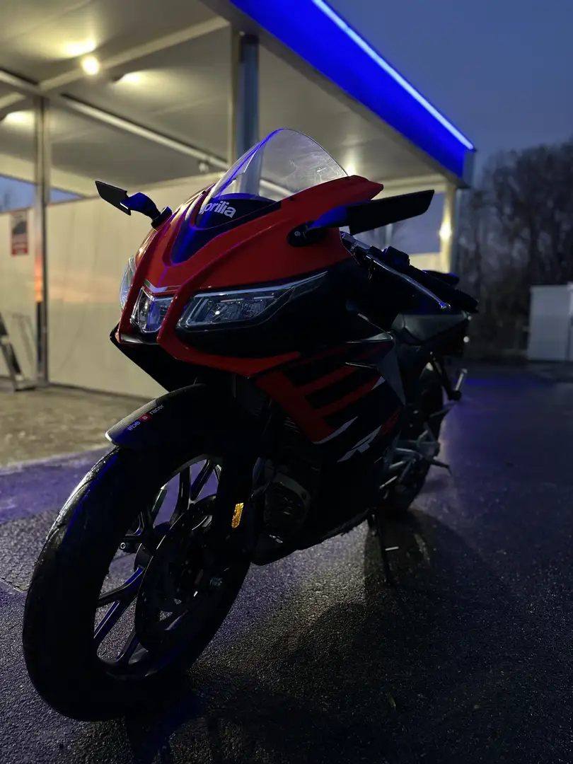 Aprilia RS 125 - 1