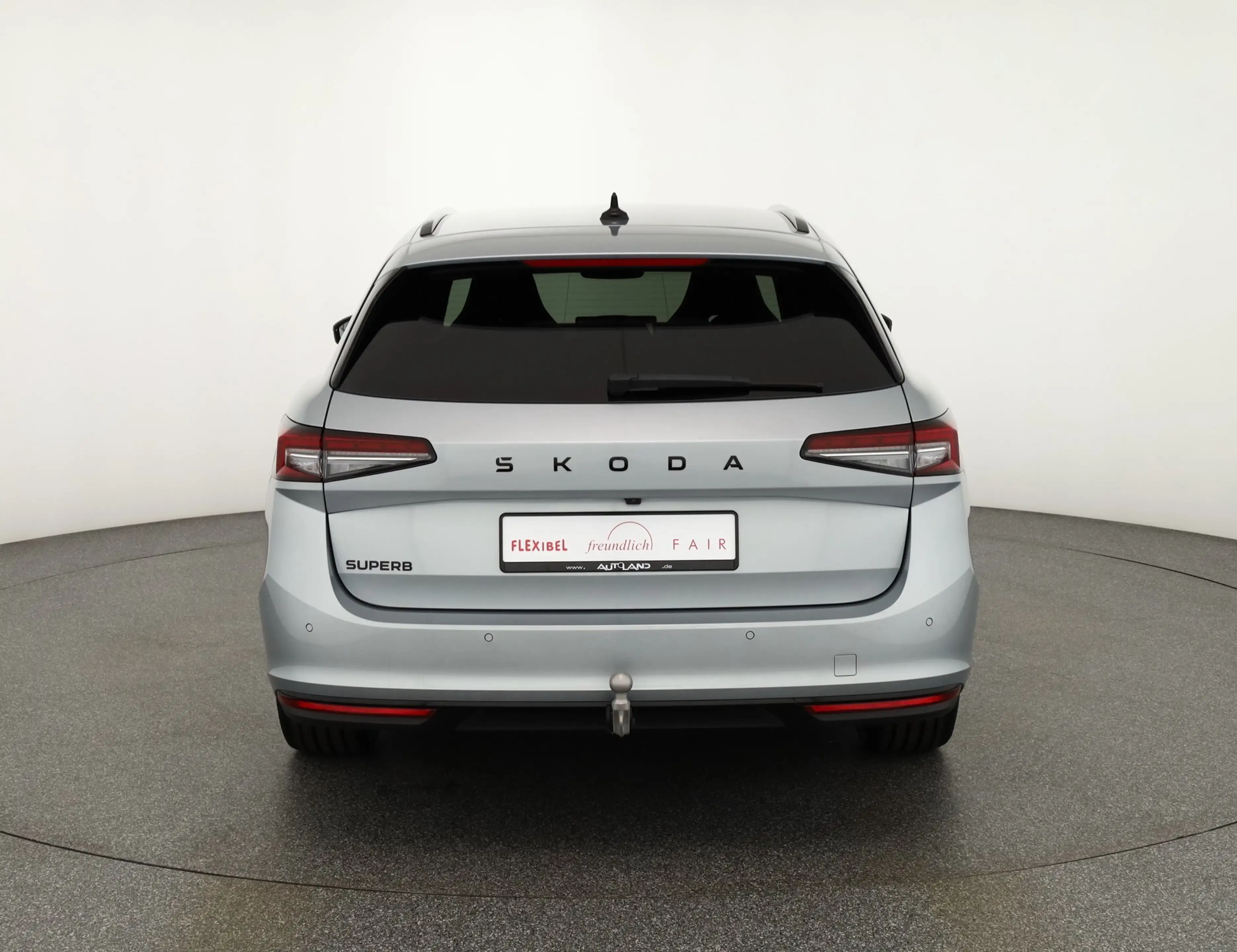 Skoda Superb Combi Sportline 2.0 TSI DSG LED ACC AHK — photo 4