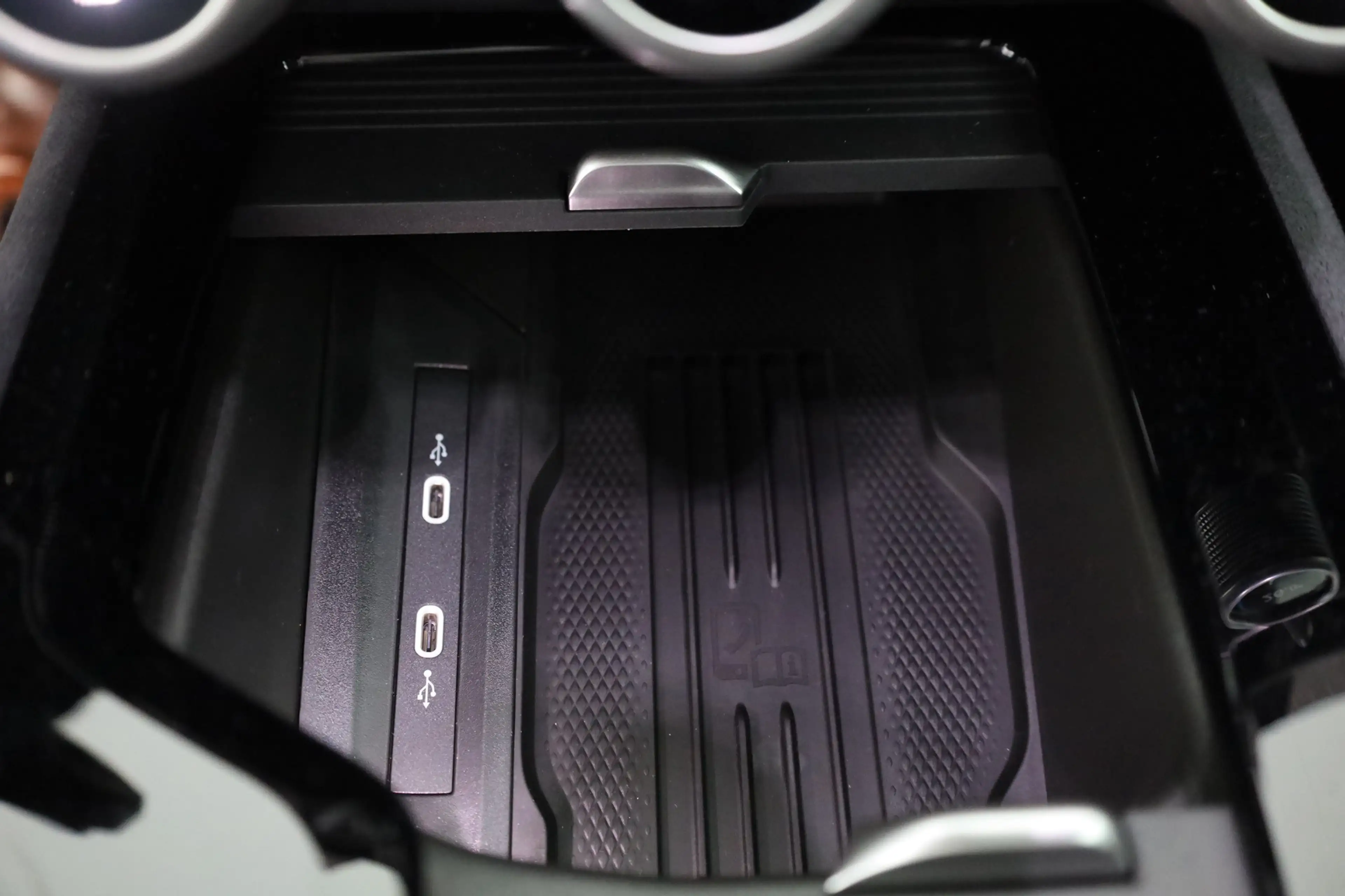 Skoda Superb Combi Sportline 2.0 TSI DSG LED ACC AHK — photo 13