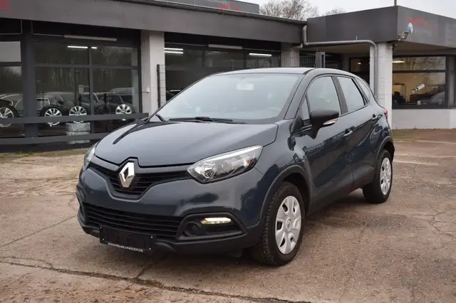 Renault Captur Life *SCHECKHEFT GEPFLEGT