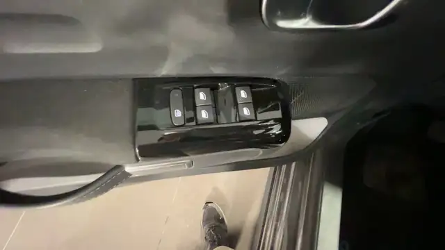 Citroen C3 view 19
