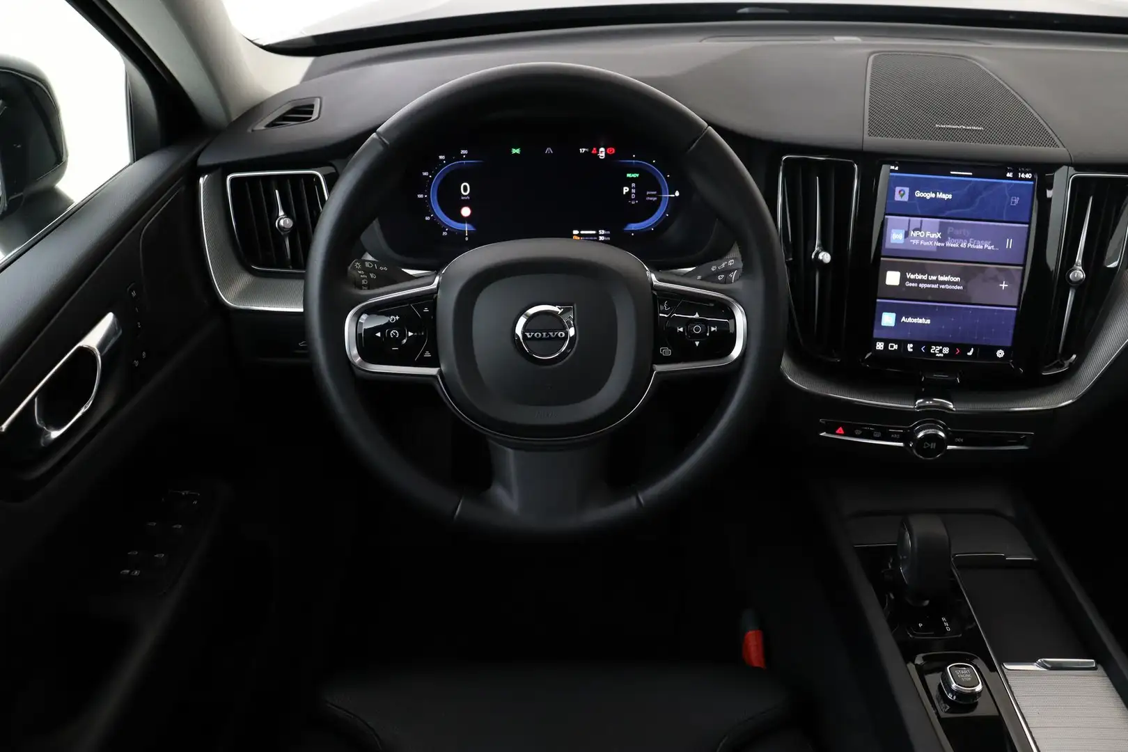 Volvo XC60 T8 PLUG-IN HYBRID AWD PLUS BRIGHT -PANO.DAK|HARMAN Zwart - 2