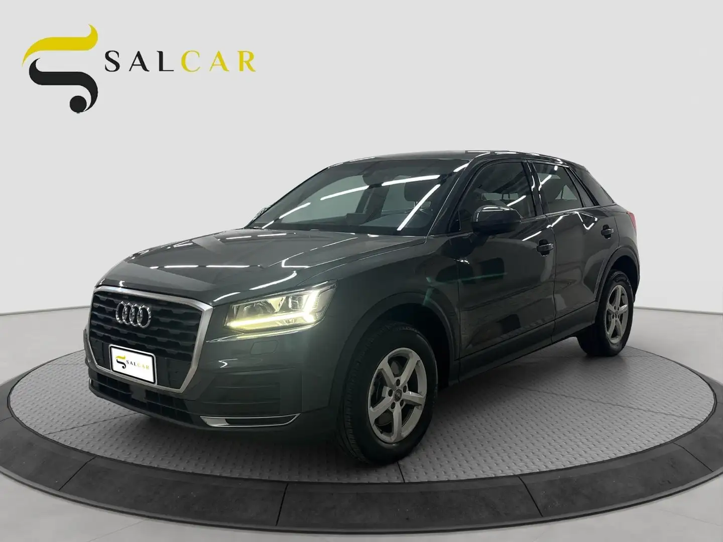 Audi Q2 1.6 tdi 116 CV Sport Manuale 2017 Grigio - 1