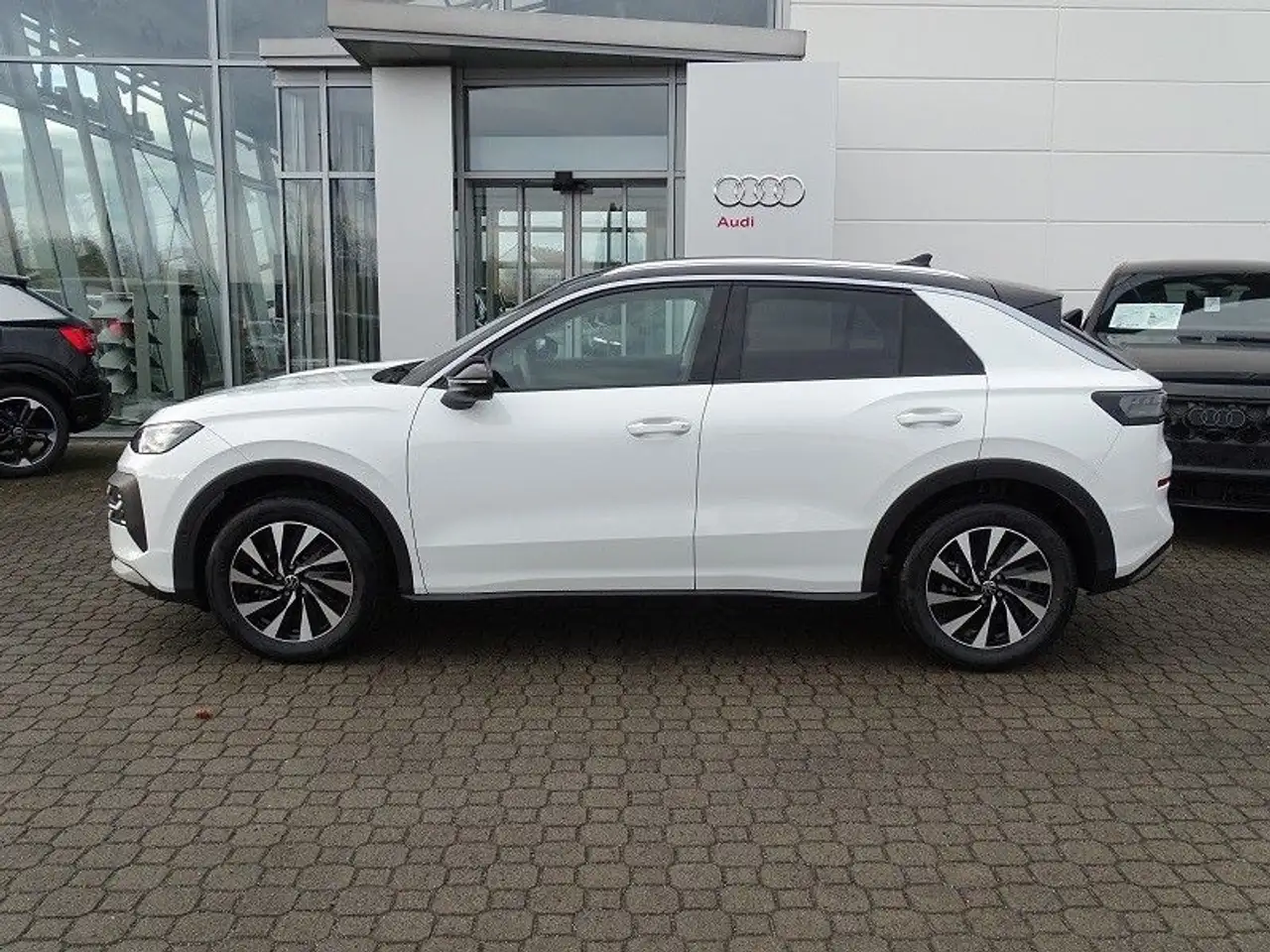Volkswagen T-Roc 1.5 eTSI DSG Style - incl. WR 5
