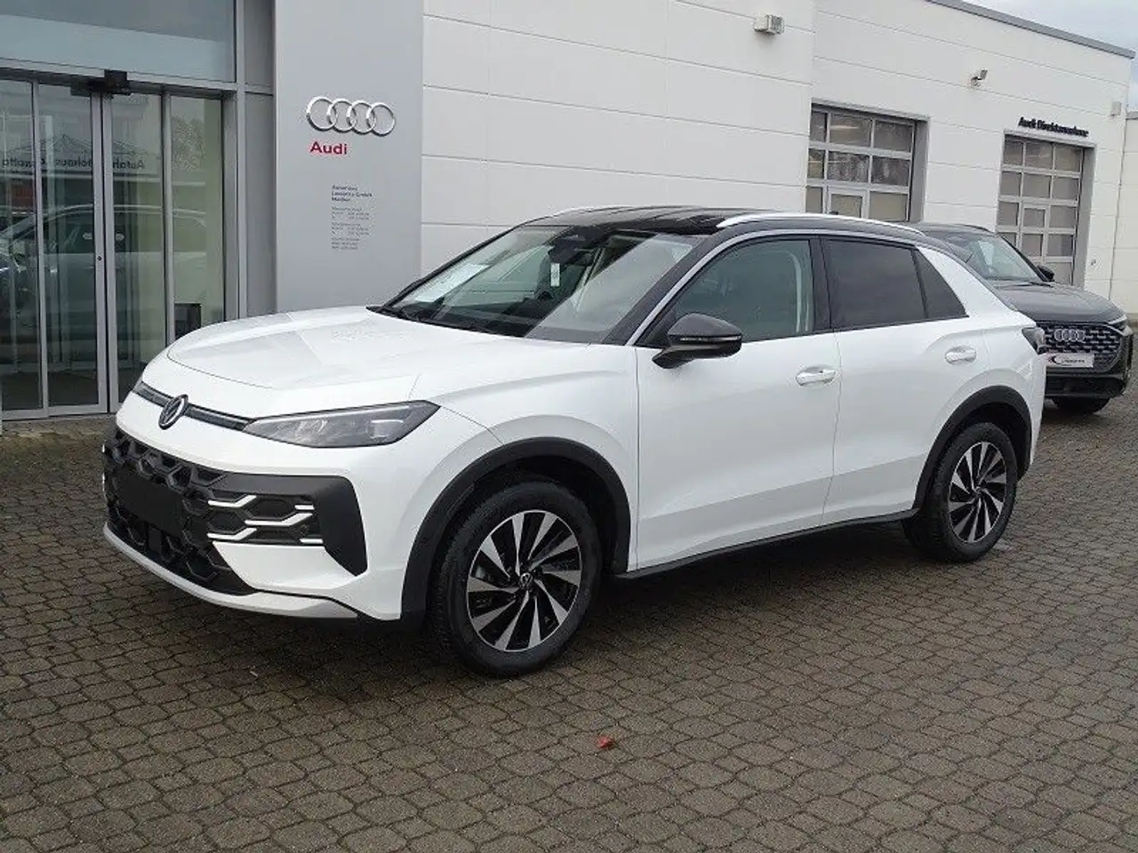 Volkswagen T-Roc 1.5 eTSI DSG Style - incl. WR 4