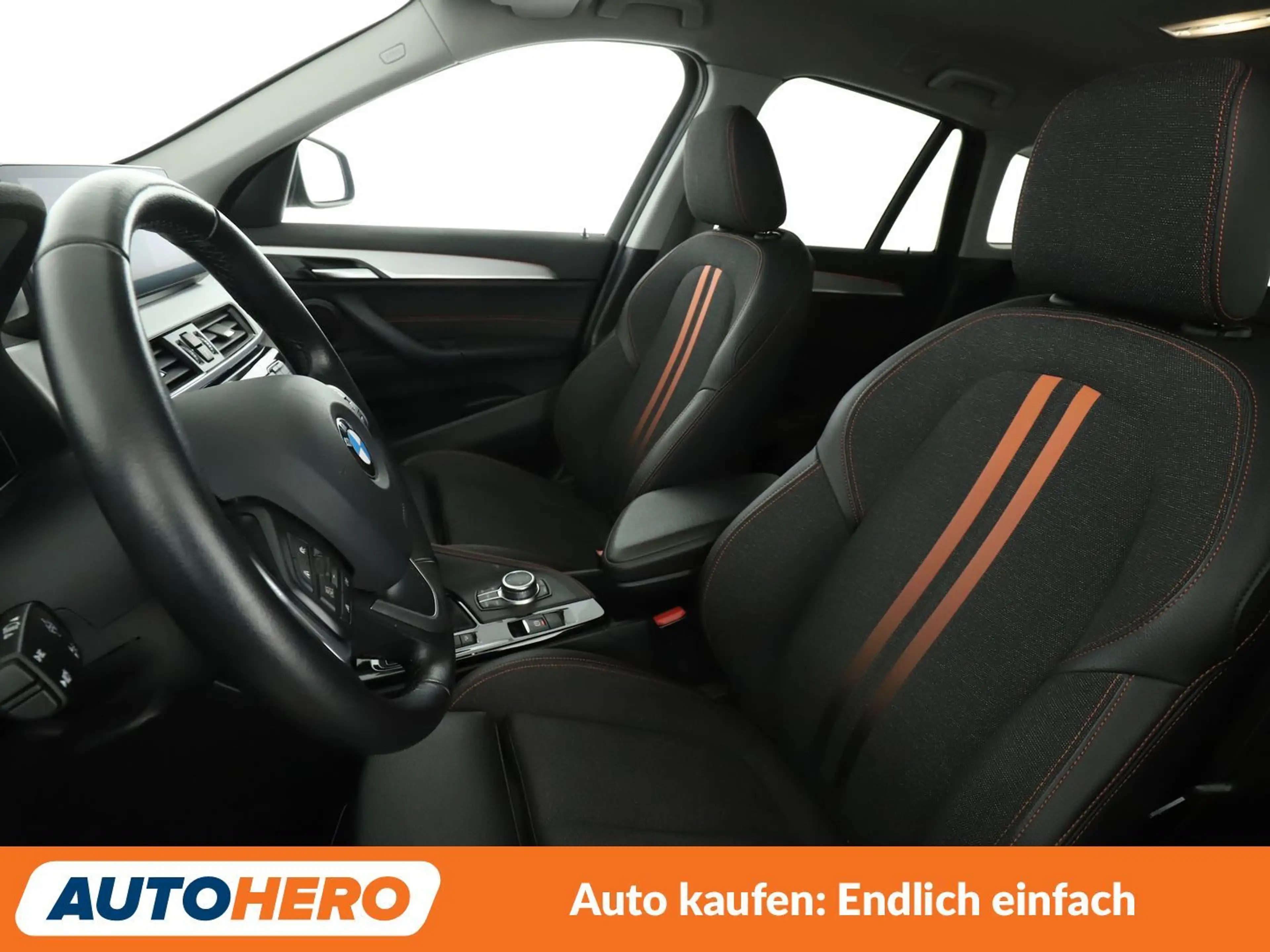 BMW X1 xDrive 20d Sport Line Aut.*NAVI*LED*HUD*CAM*PDC* — photo 10