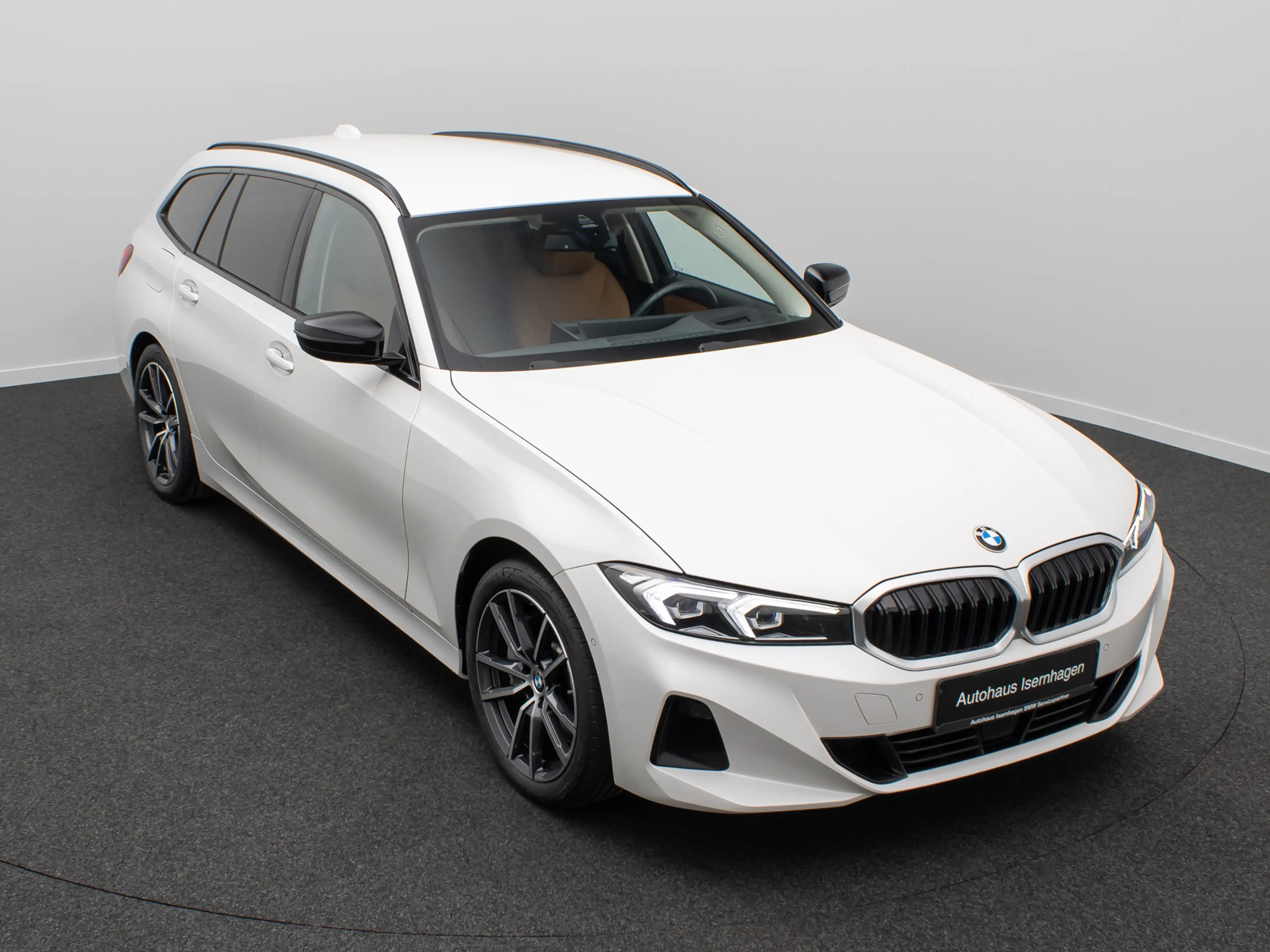 BMW 330 Komfort HUD Kamera H K Leder Sport 18Zoll — photo 3