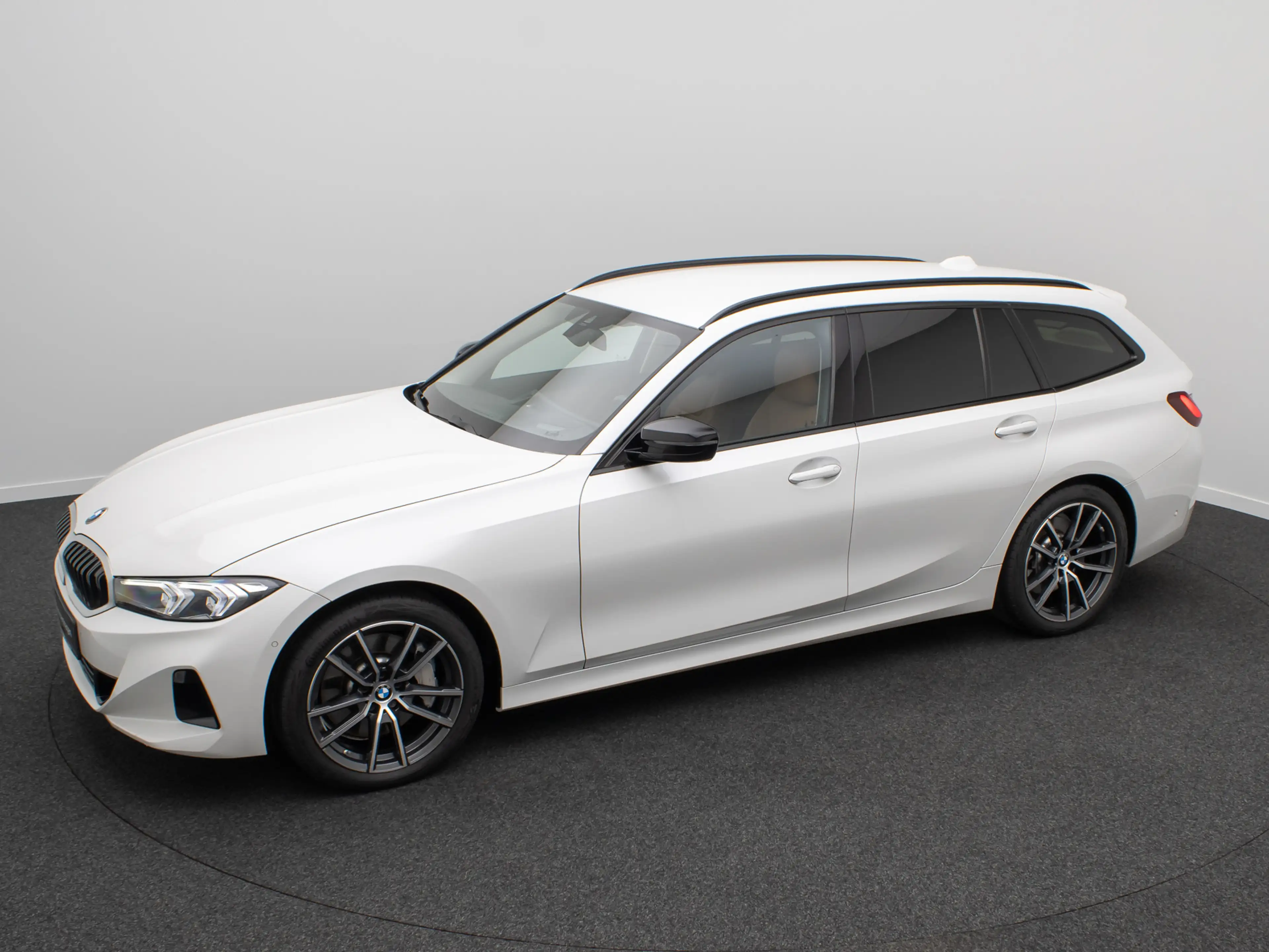 BMW 330 Komfort HUD Kamera H K Leder Sport 18Zoll — photo 12