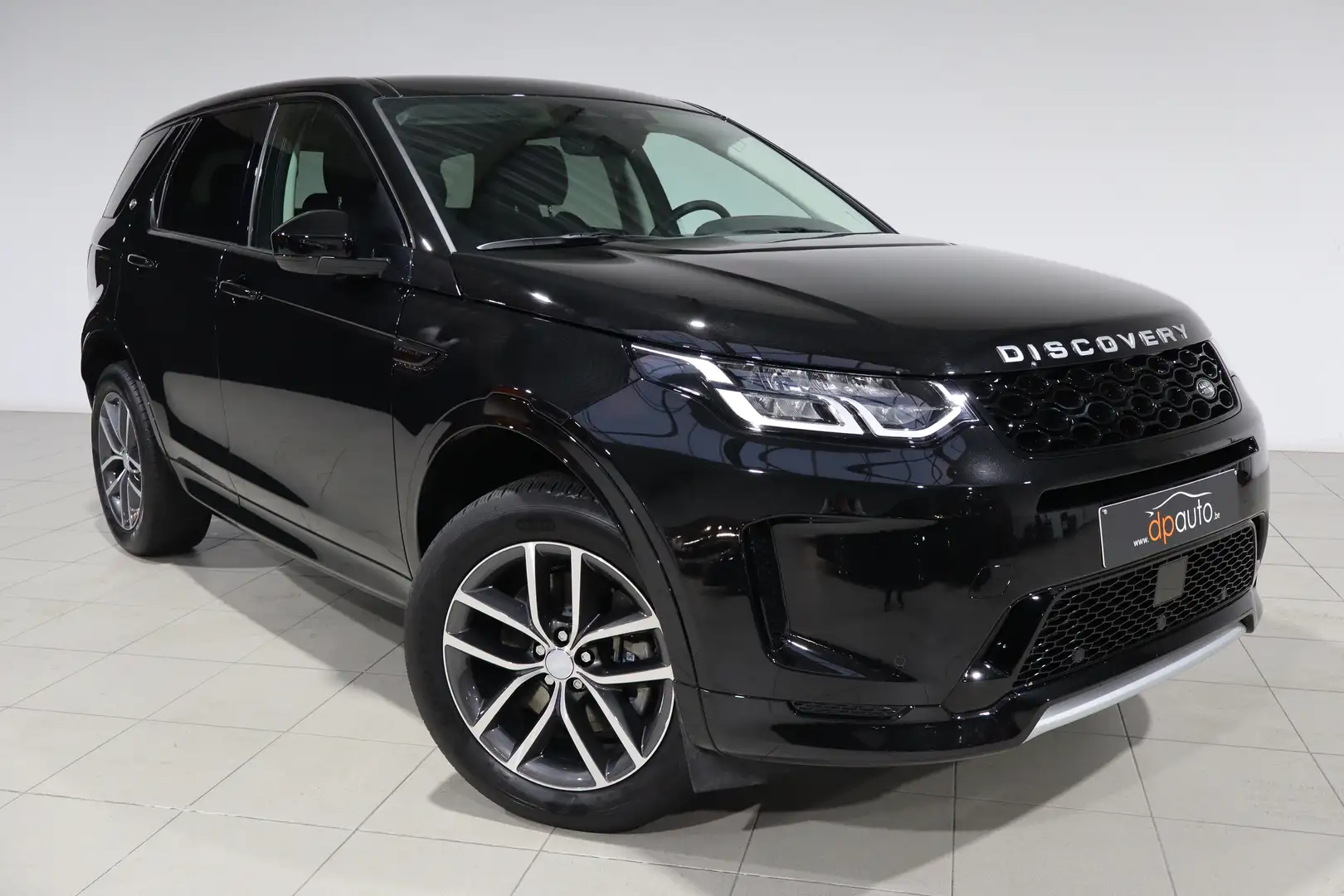 Land Rover Discovery Sport Discovery Sport P270e S Zwart - 1