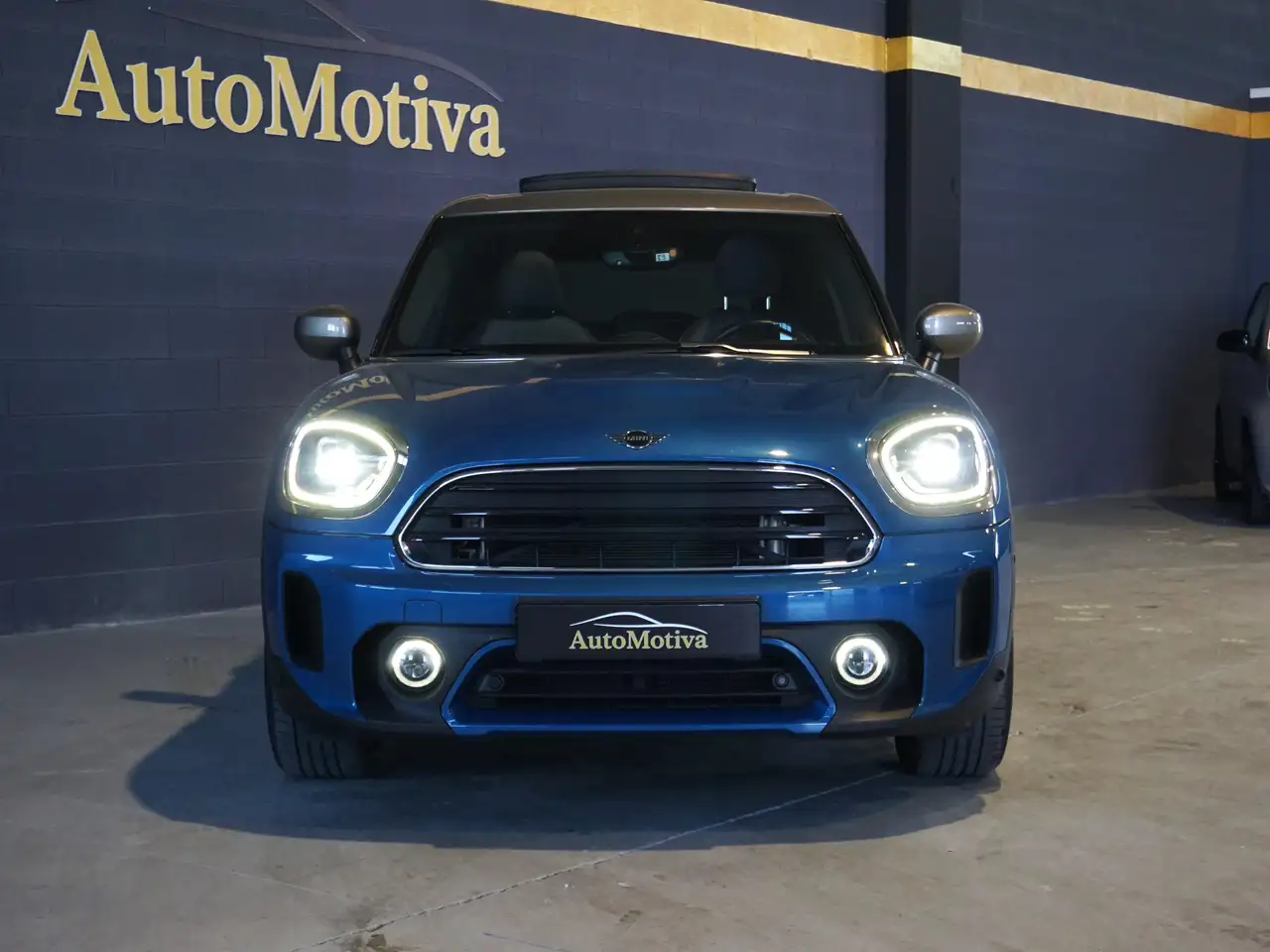 MINI Cooper Countryman 1.5 Cooper Yours auto Prezzo Reale 3