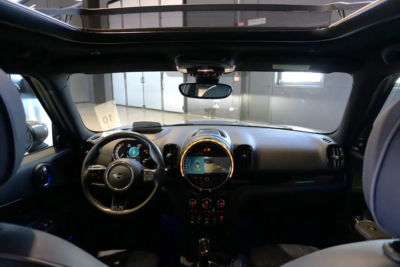 MINI Cooper Countryman 1.5 Cooper Yours auto Prezzo Reale 10