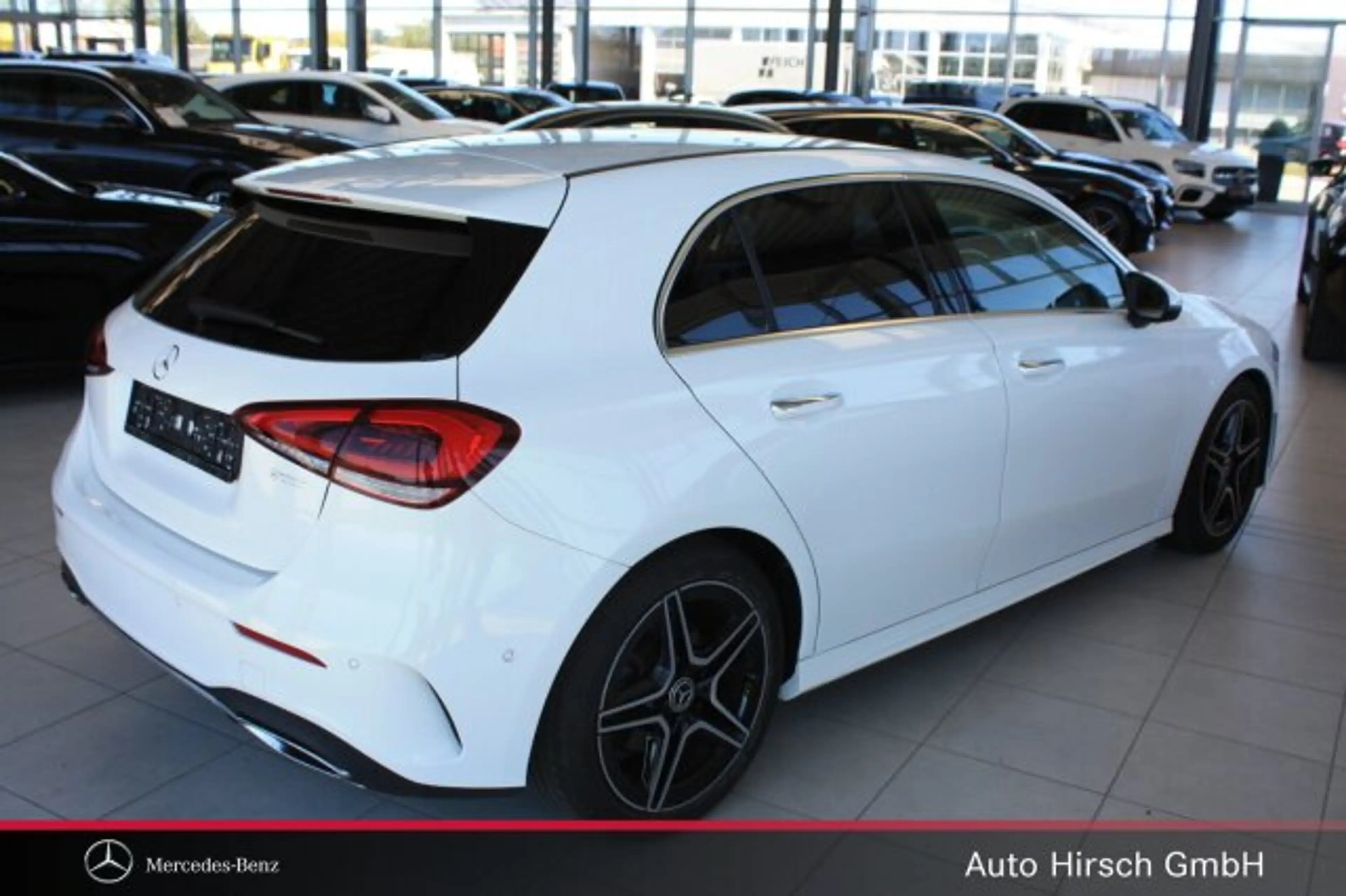 Mercedes-Benz A 250 A 250 Kompaktlimousine AMG Line/Navi/Keyless-Go — photo 3