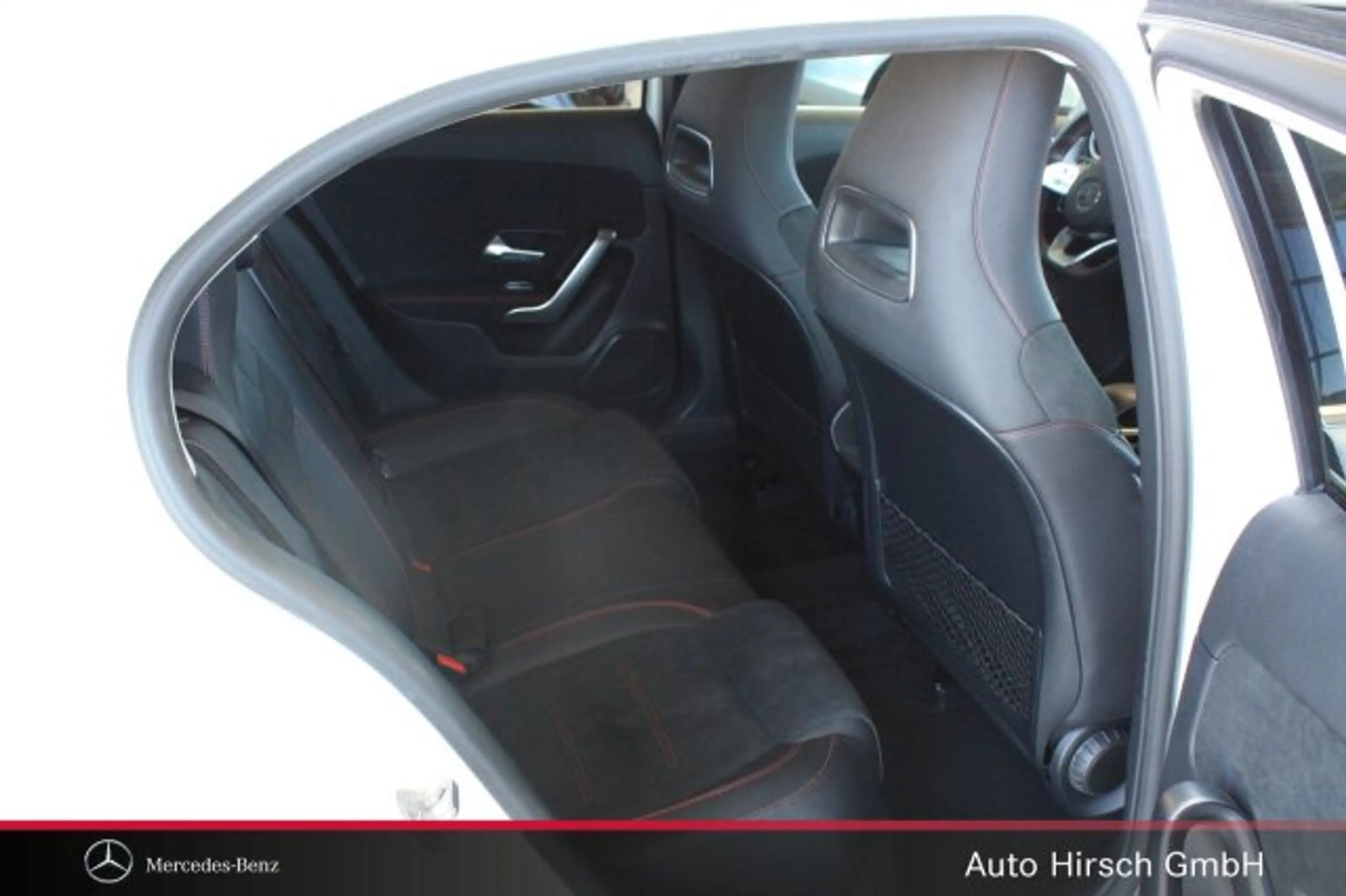 Mercedes-Benz A 250 A 250 Kompaktlimousine AMG Line/Navi/Keyless-Go — photo 7