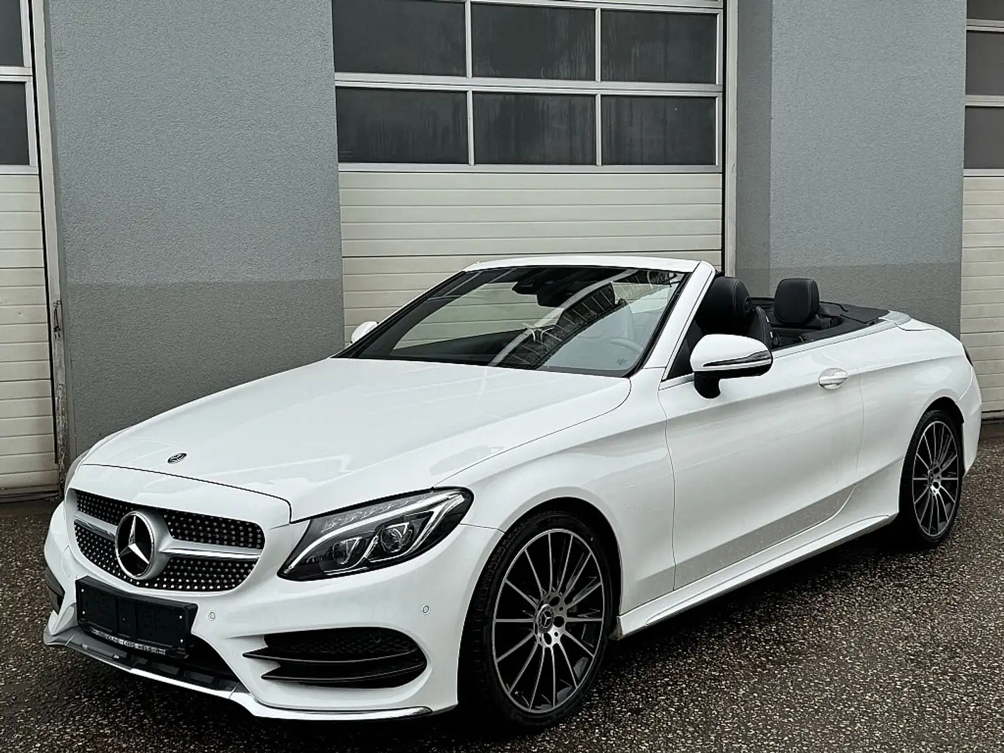 Mercedes-Benz C 250 d Cabrio Aut. *AMG-LINE* Biały - 1