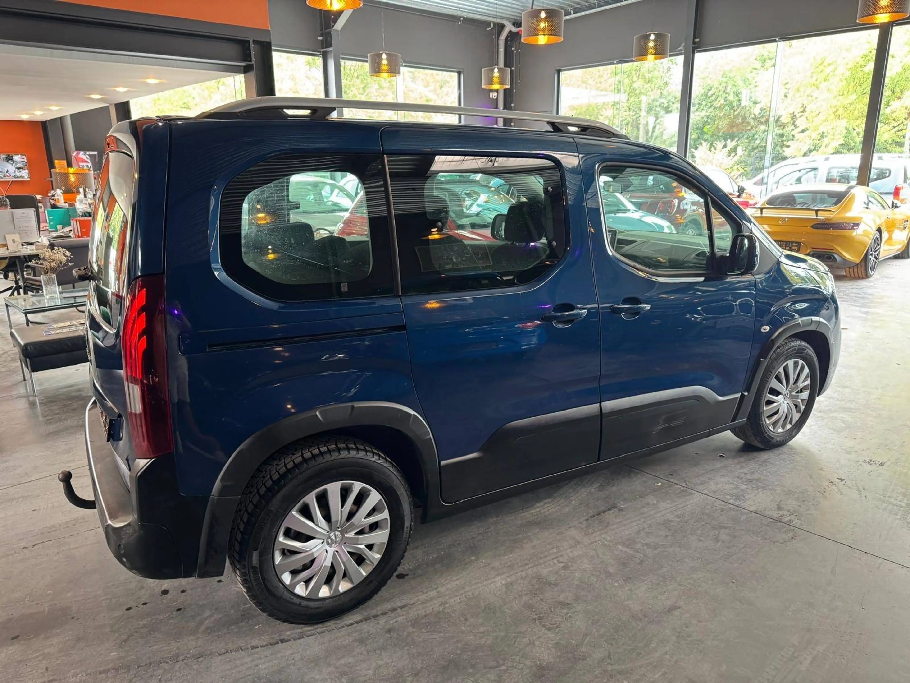 Peugeot Rifter 1.2 - A/C - NAVI - MEDIA/TEL - LIM/REG - CPTR — photo 9