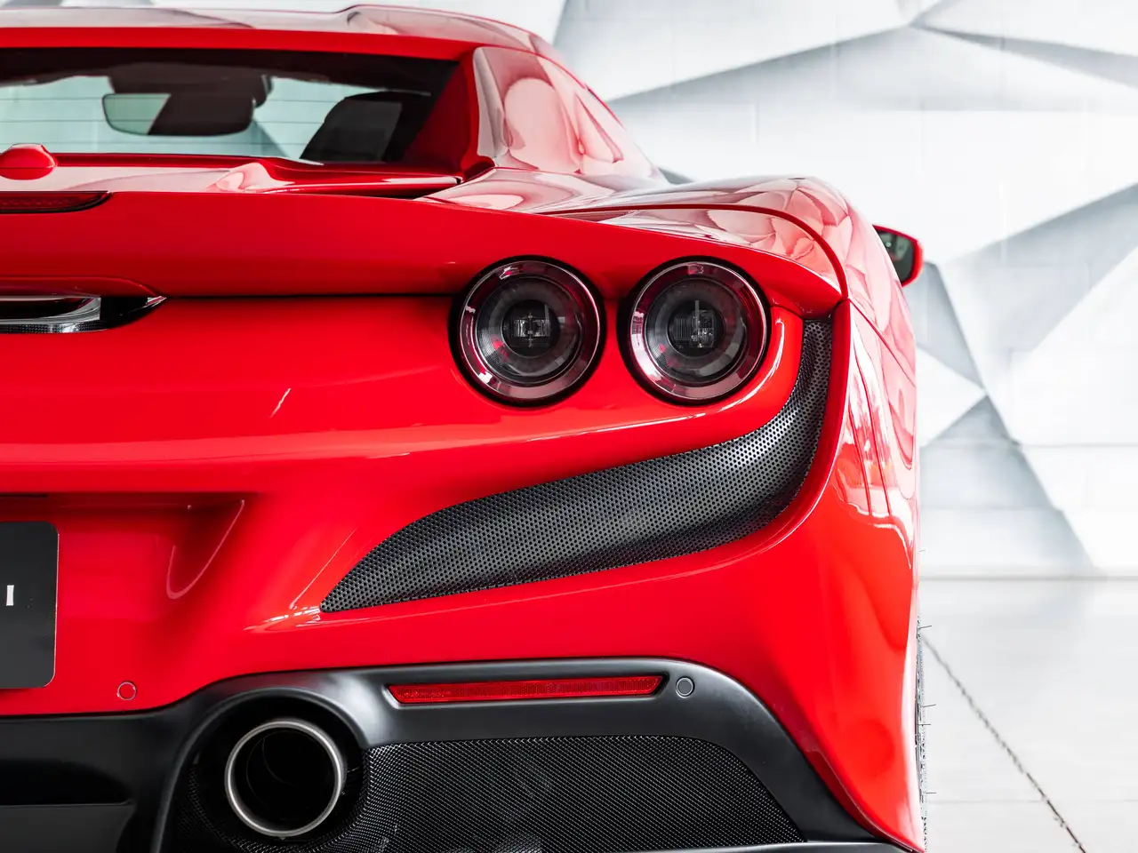 Ferrari F8 Spider снимка Ferrari F8 Spider