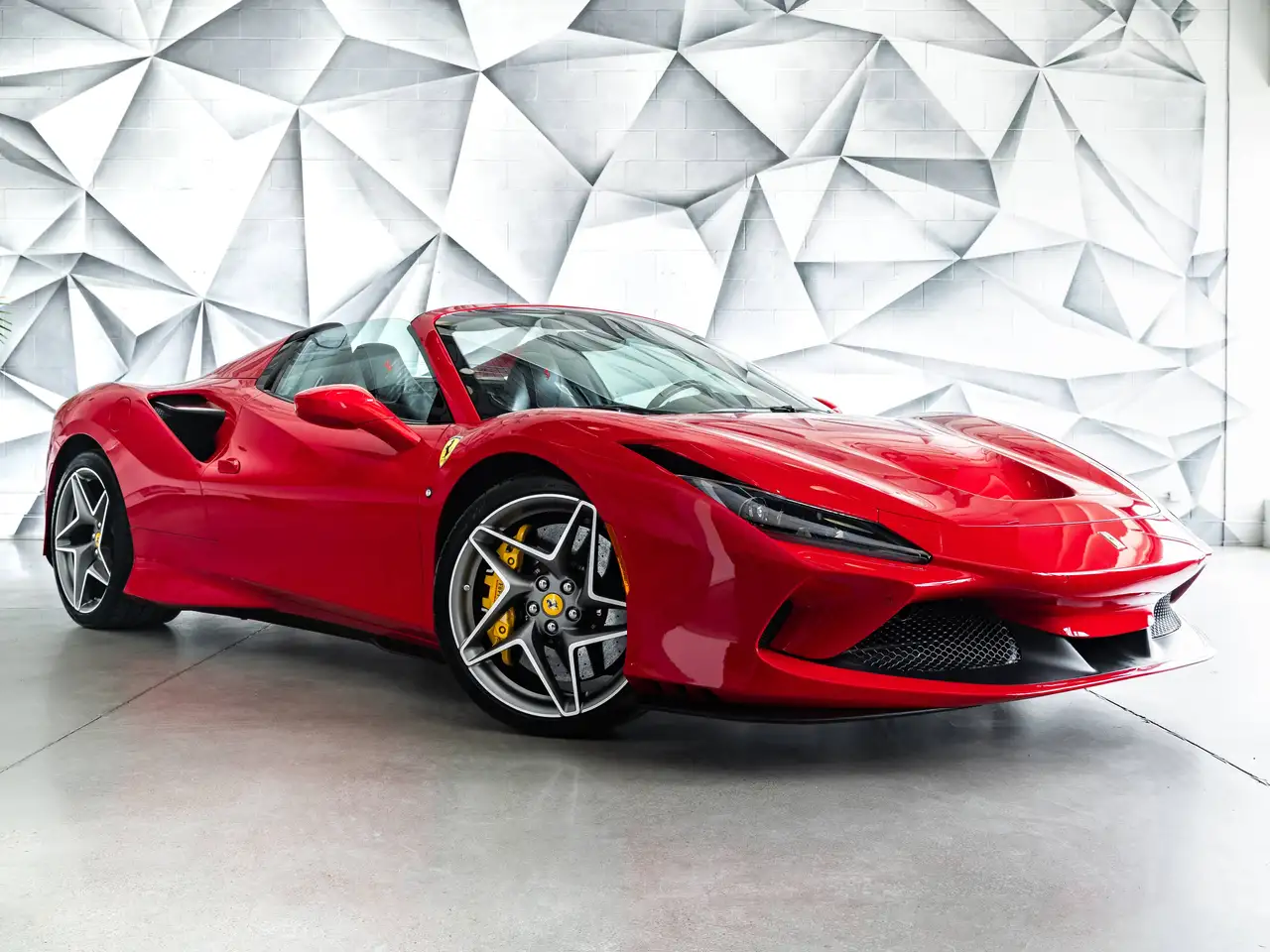 Ferrari F8 Spider снимка Ferrari F8 Spider