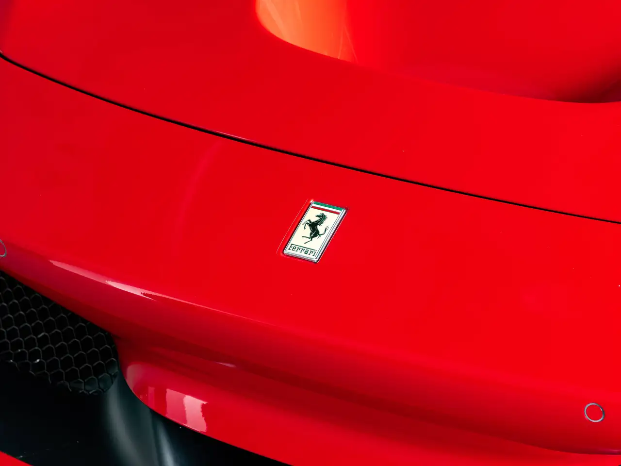 Ferrari F8 Spider снимка Ferrari F8 Spider