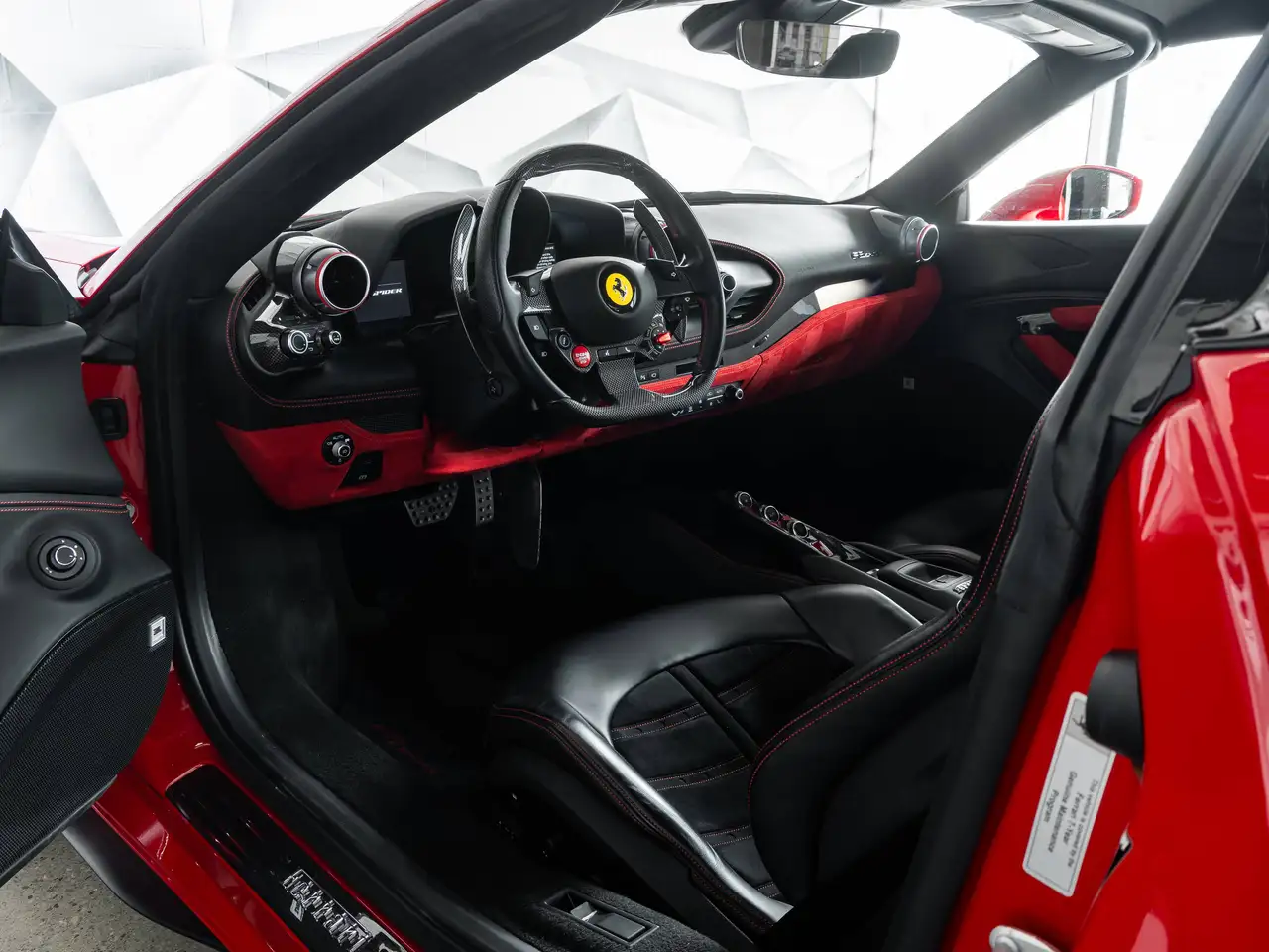 Ferrari F8 Spider снимка Ferrari F8 Spider