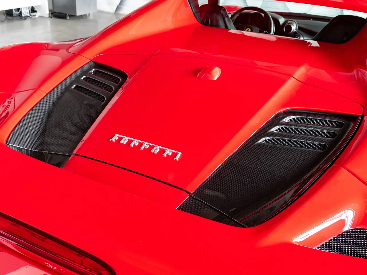 Ferrari F8 Spider снимка Ferrari F8 Spider