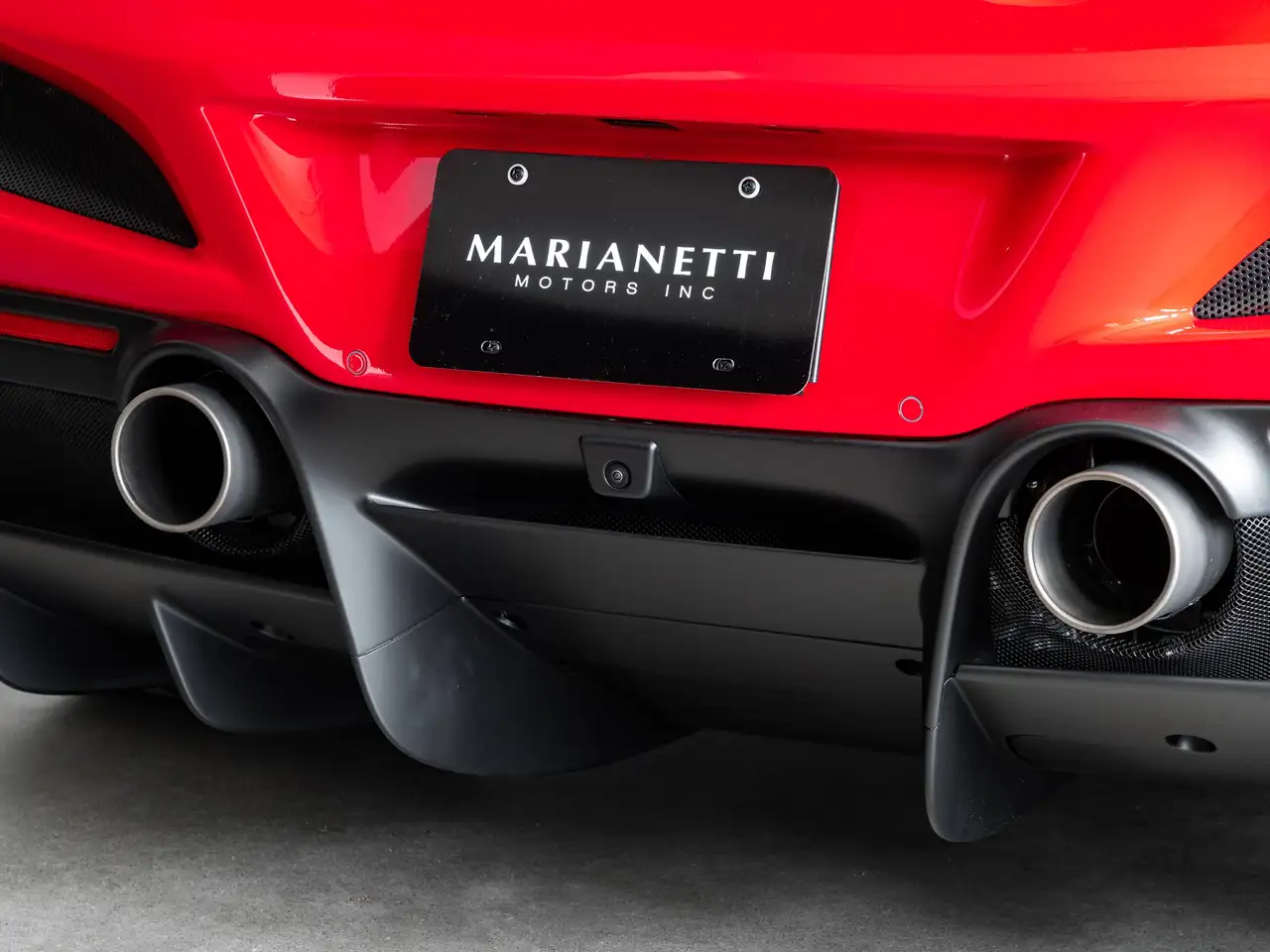 Ferrari F8 Spider снимка Ferrari F8 Spider