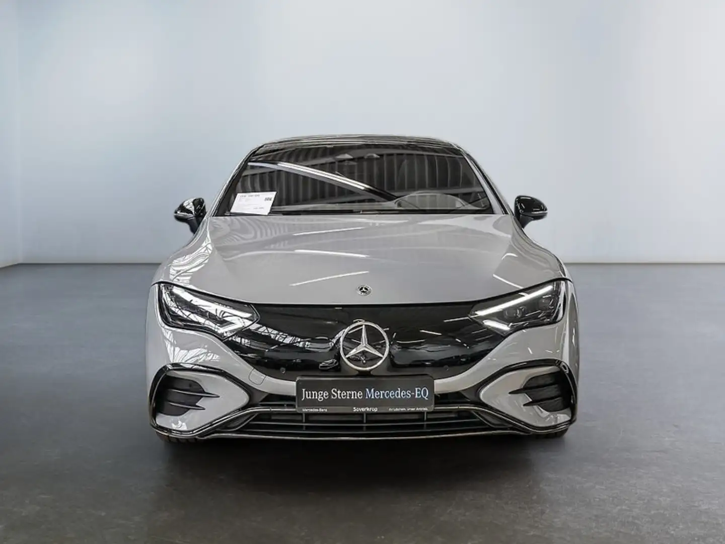 Mercedes-Benz EQE 500 4M , BURM AMG NIGHT DISTR SPUR PANO 360 Grijs - 2