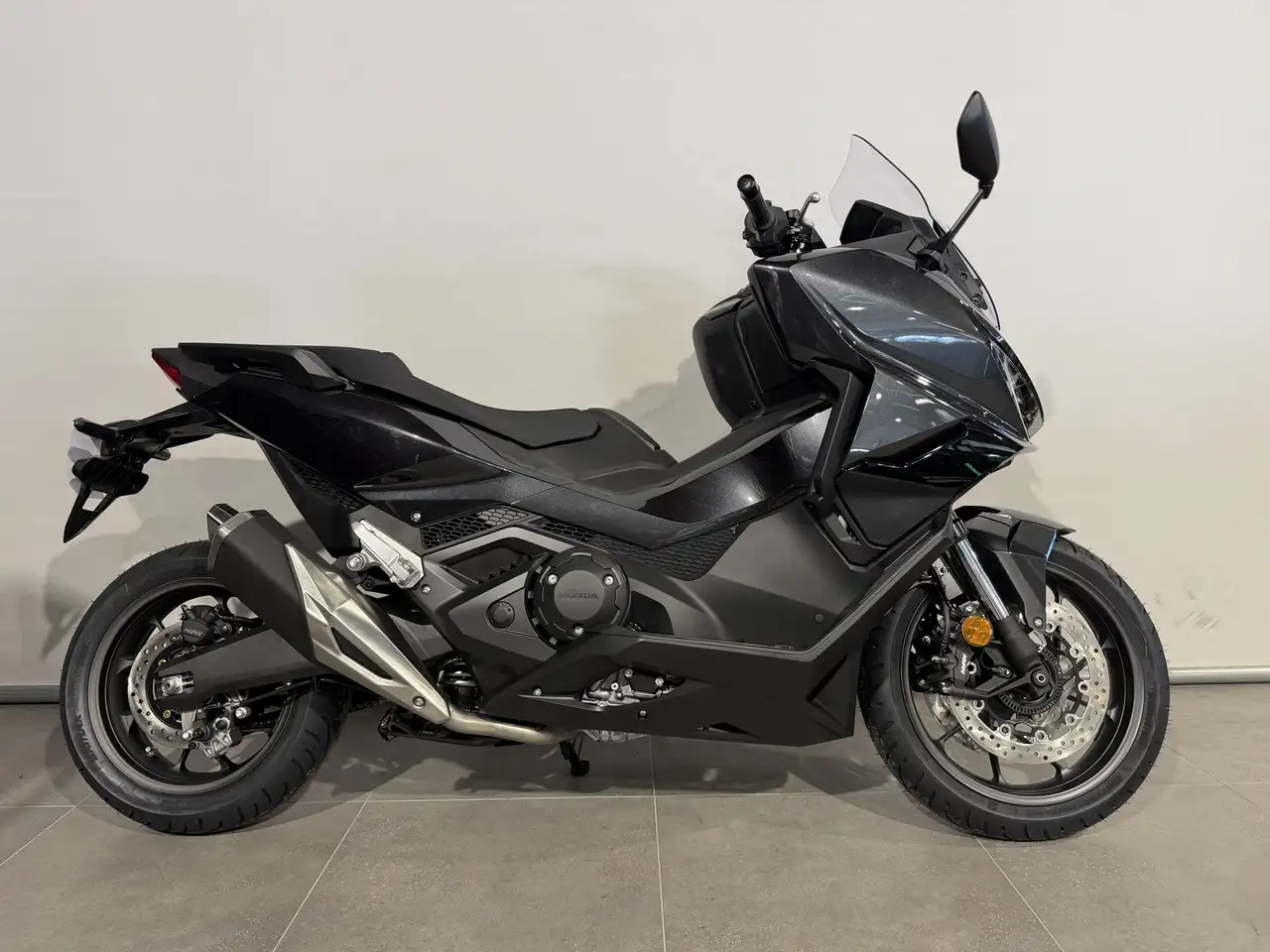 Honda Forza 750