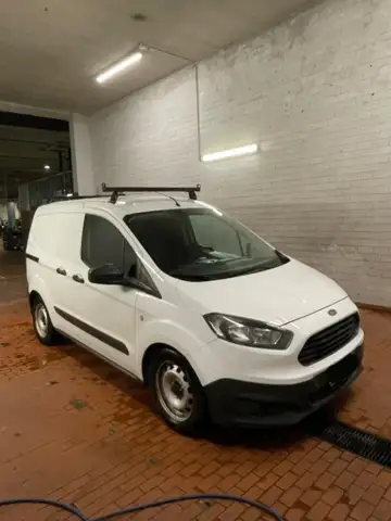 Ford Transit Courier 1.5 TDCi 75CV Van Trend