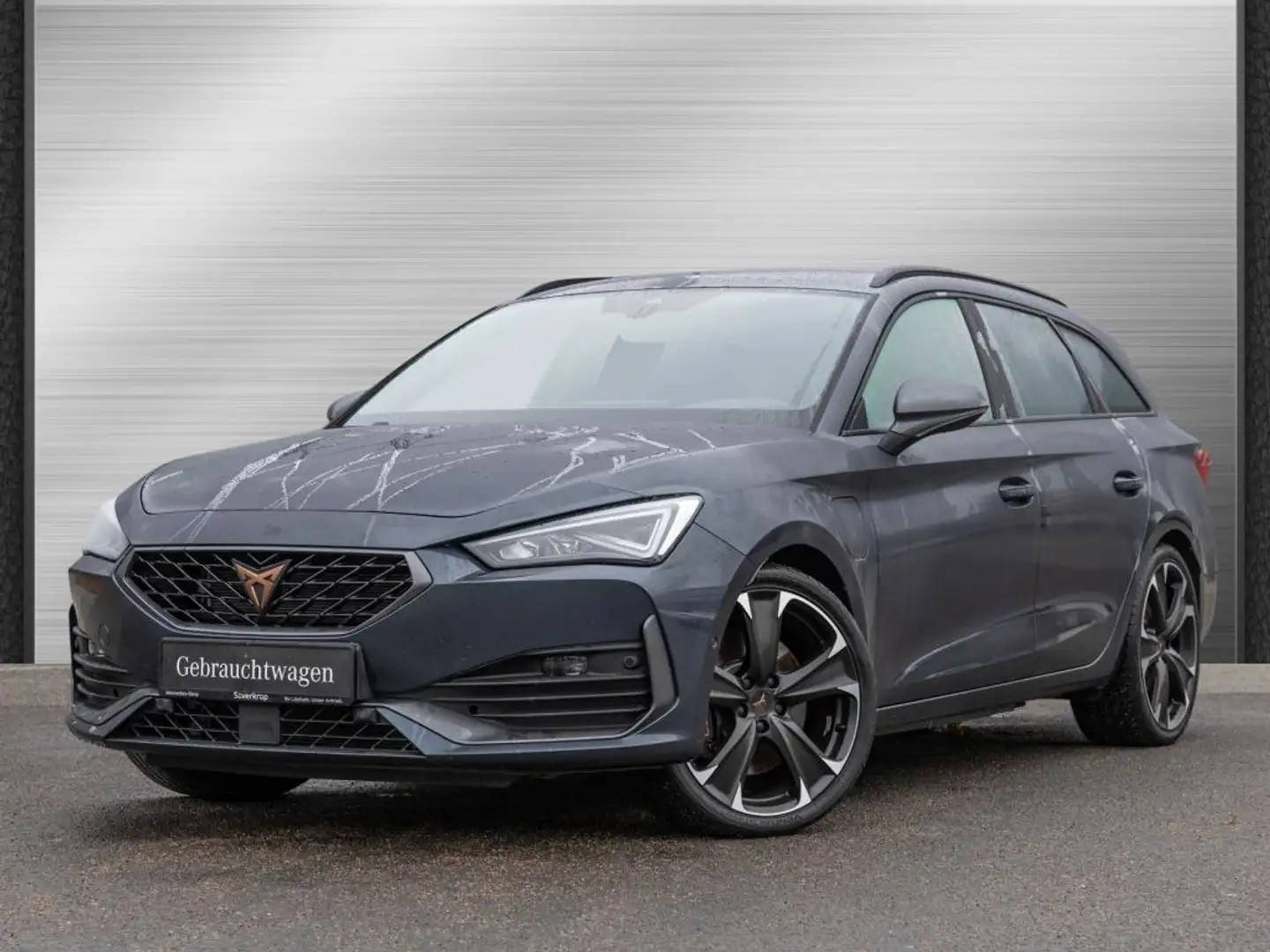 CUPRA Leon Sportstourer 1.4 TSI VZ e-Hybrid // AHK PDC Gris - 2