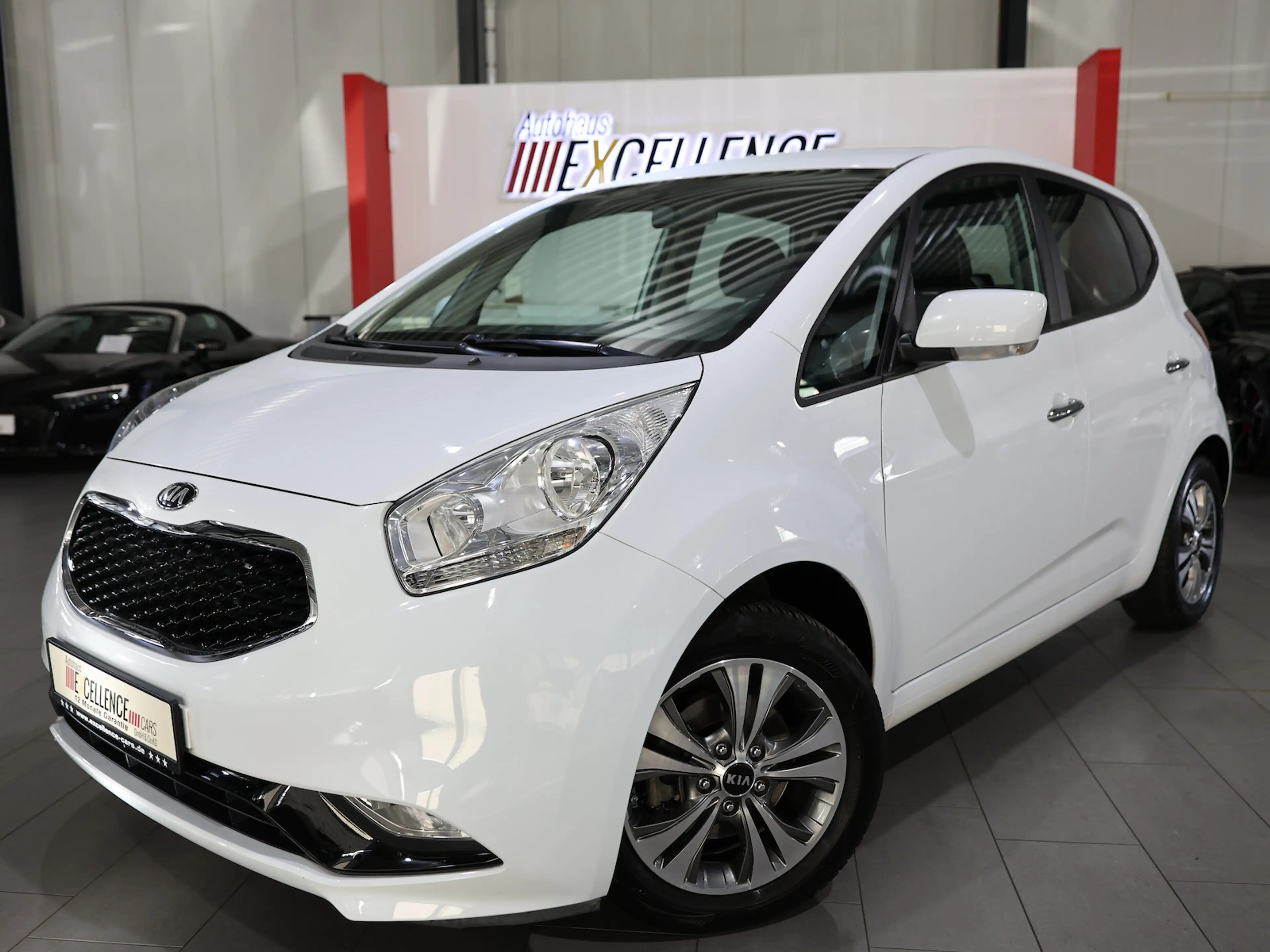 Kia Venga 1.4i DREAM TEAM / NAVI+KAMERA / MFL-BEHEIZ — photo 4