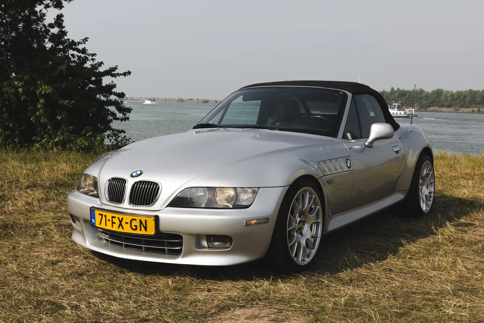 BMW Z3 Roadster 3.0i Grau - 1