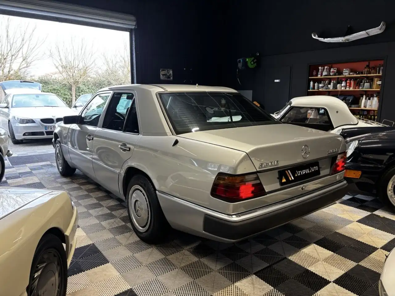 Mercedes-Benz W124 E250d Turbo, foto 4