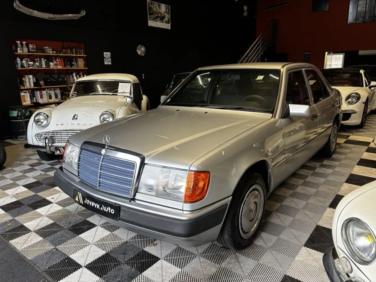 Mercedes-Benz W124 E250d Turbo, foto 1