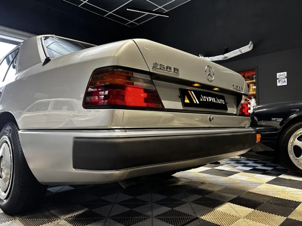 Mercedes-Benz W124 E250d Turbo, foto 8
